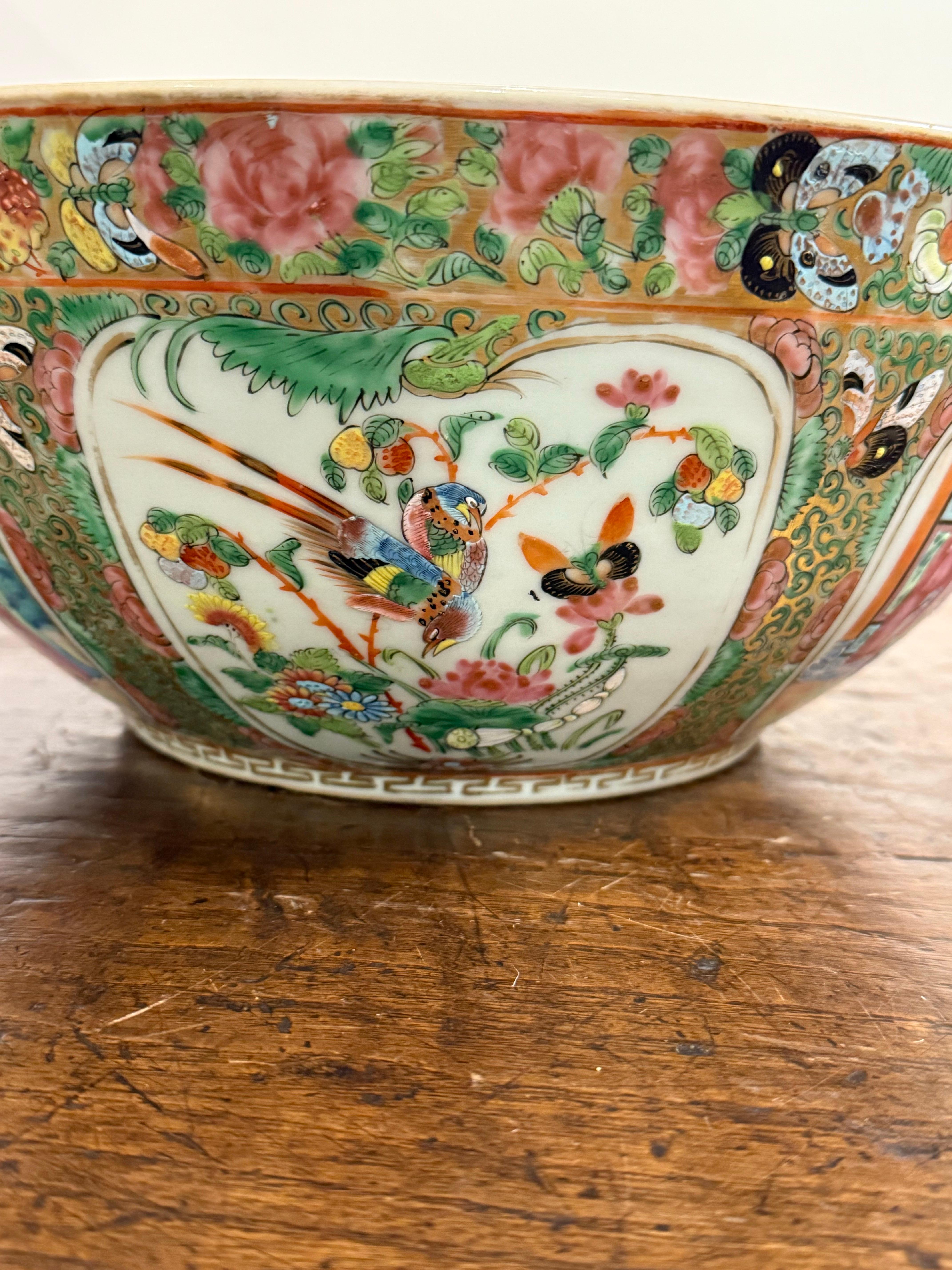 Chinese A Canton Famillie Rose Punch Bowl, Late 19th Century For Sale