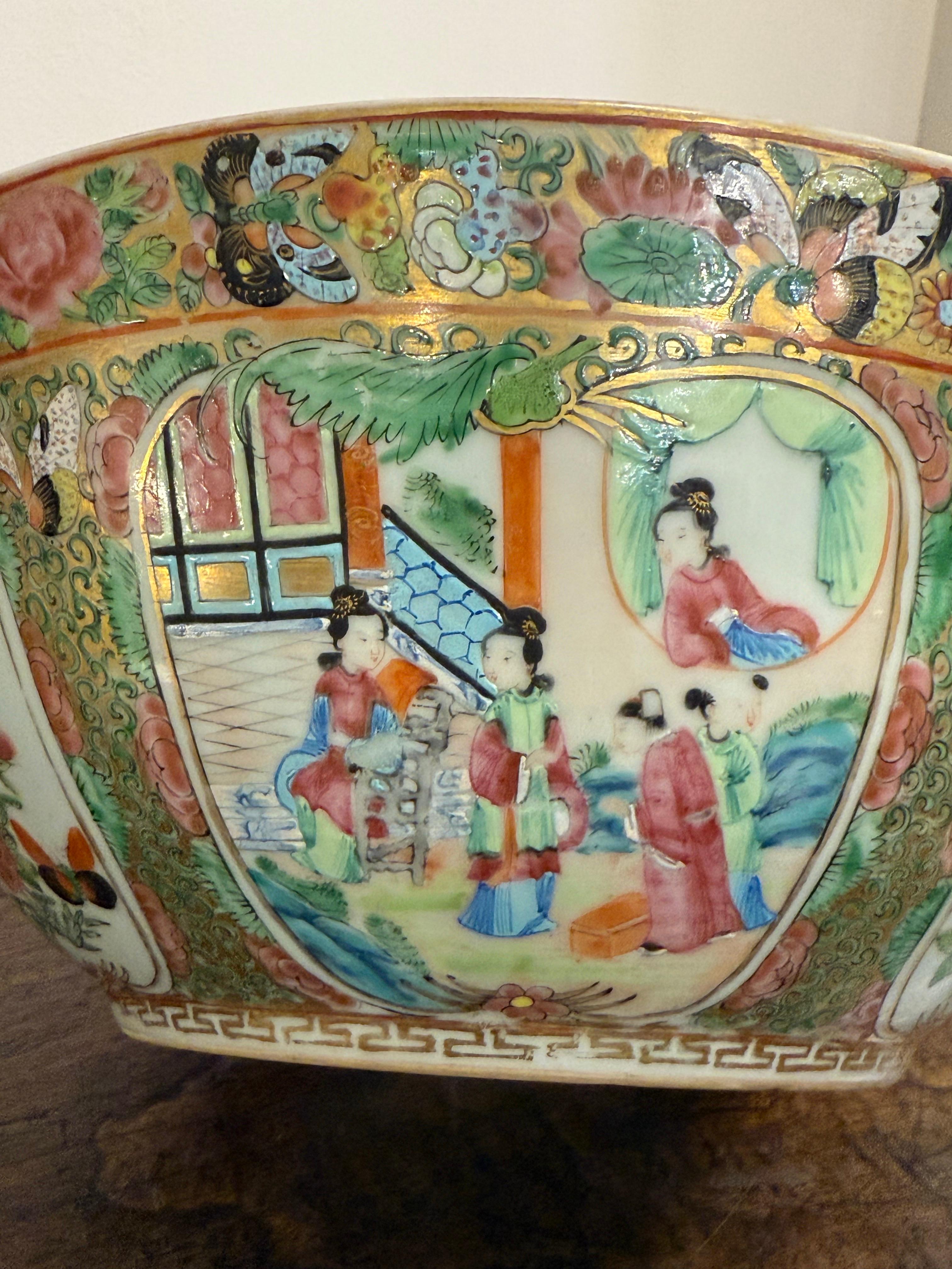 A Canton Famillie Rose Punch Bowl, Late 19th Century In Good Condition For Sale In ARMADALE, VIC