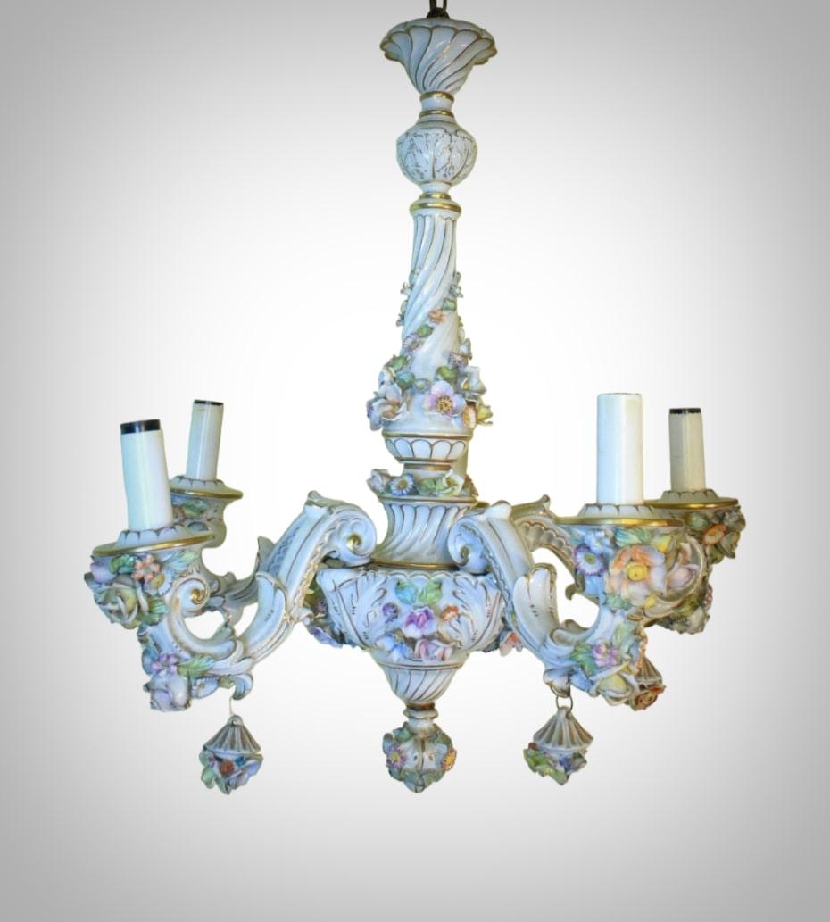 capodimonte chandelier with cherubs
