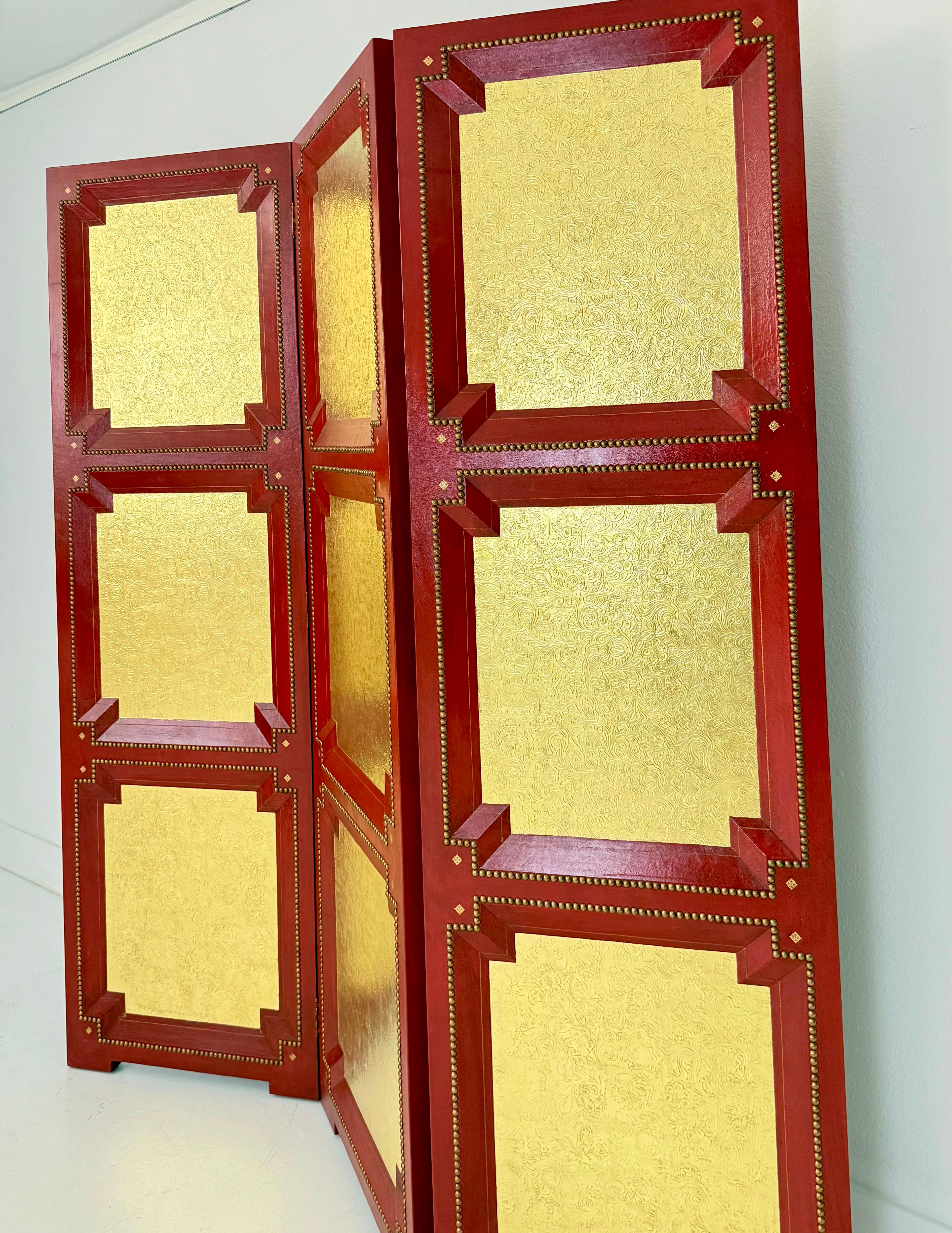 A Cardinal Red and Gilt Leather Three Panel Screen after Billy Haines For Sale 4