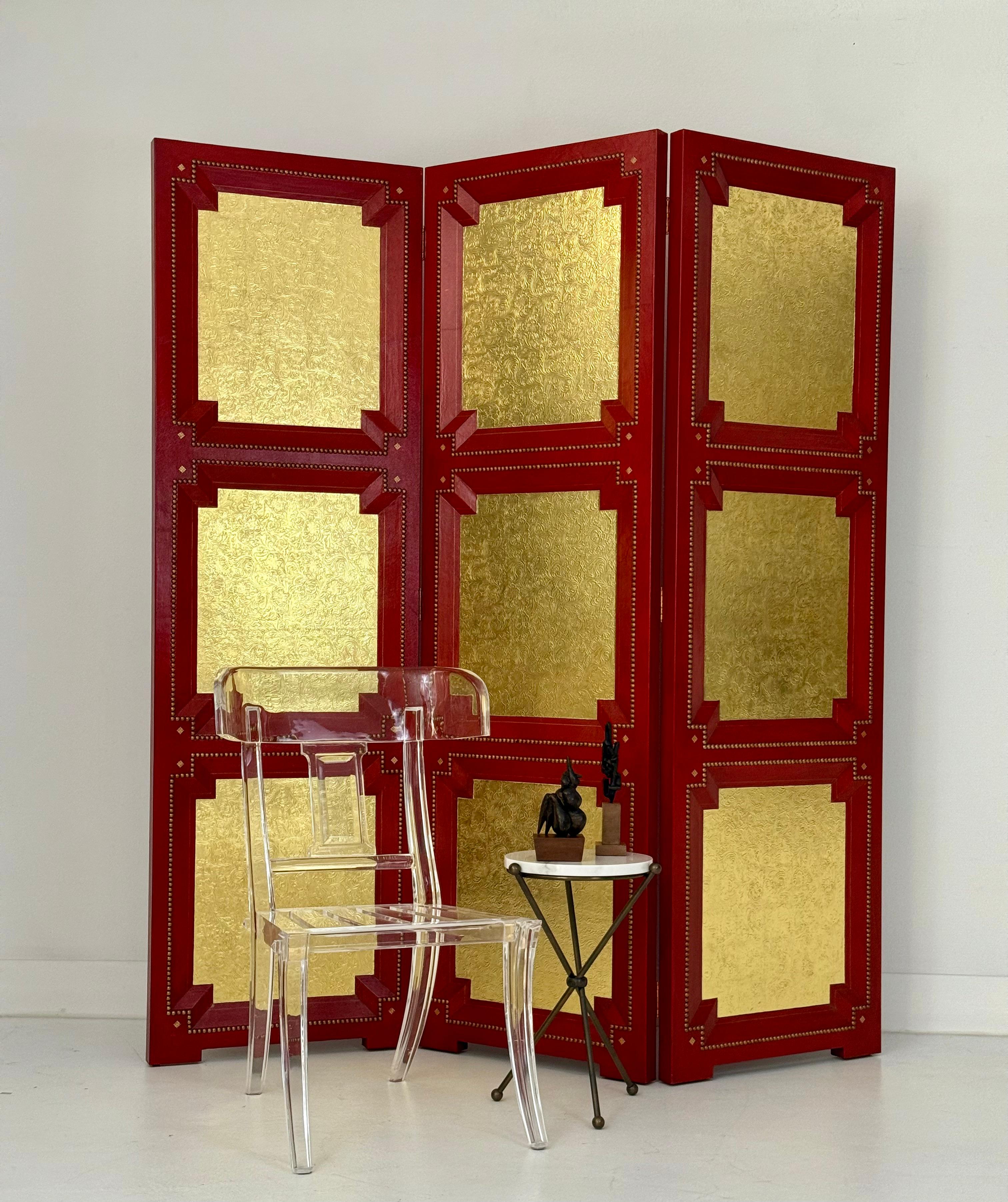 A Cardinal Red and Gilt Leather Three Panel Screen after Billy Haines For Sale 5