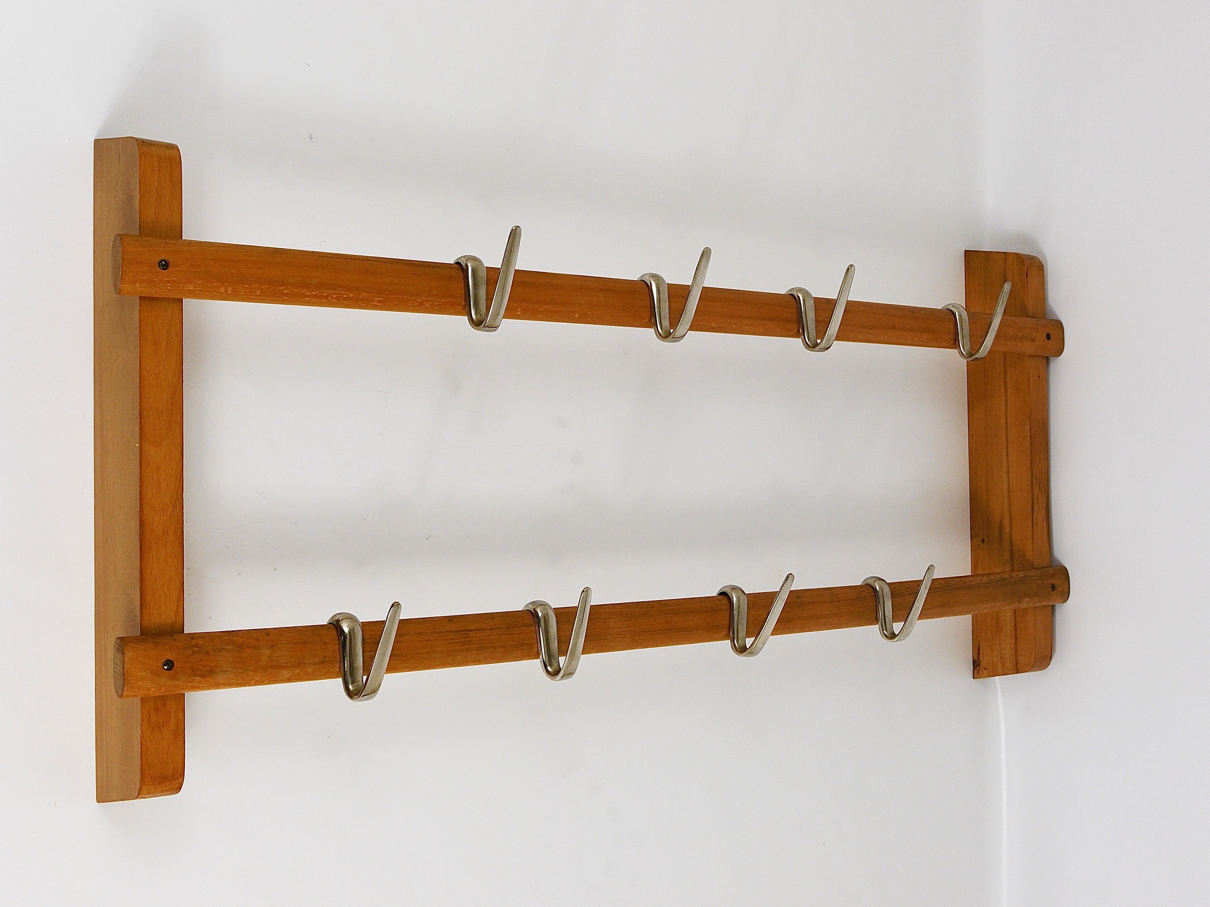 Carl Auböck Midcentury Coat Rack with 8 Nickel-Plated Hooks (Moderne der Mitte des Jahrhunderts)