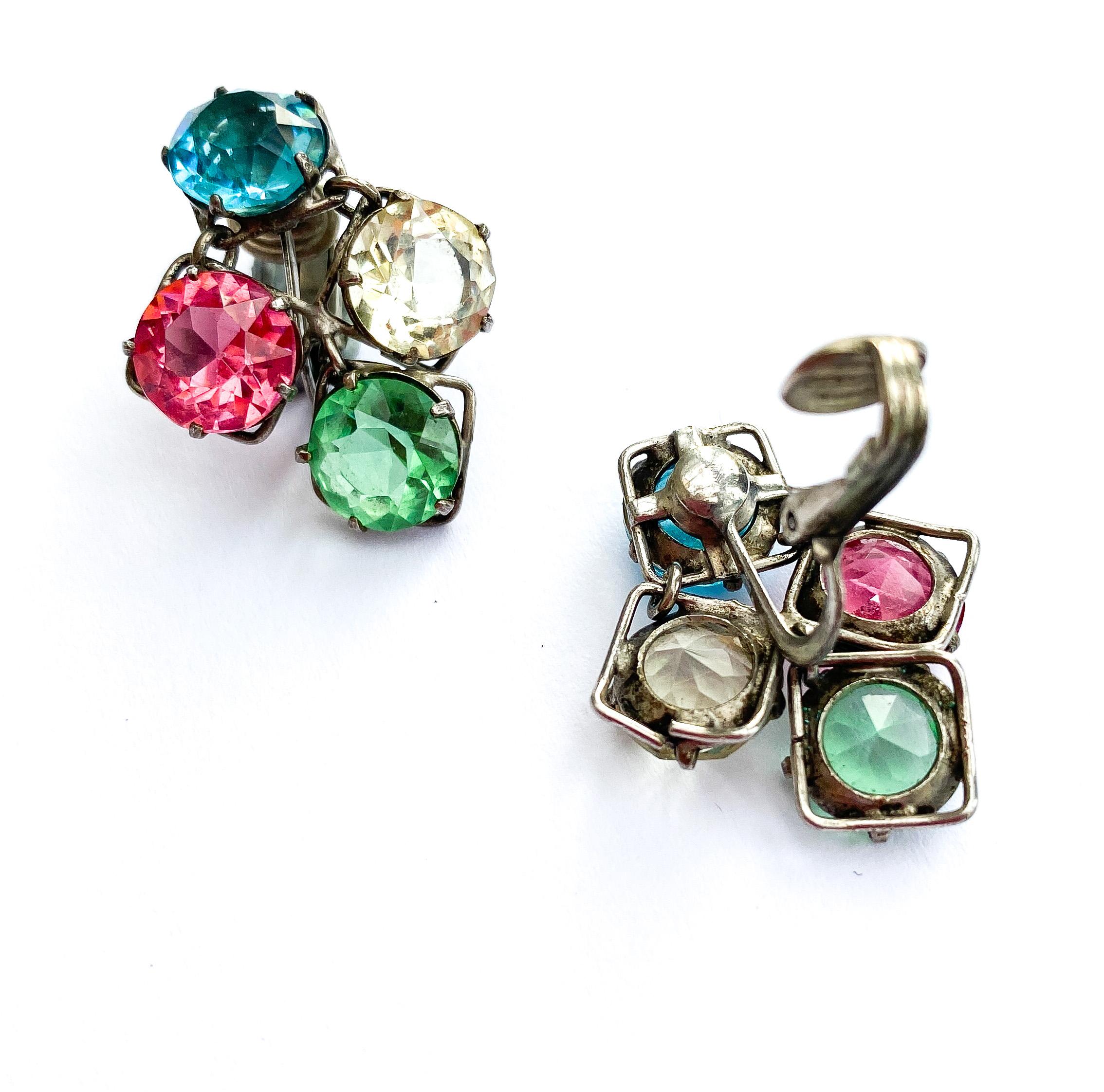 A carnival coloured glass and metal necklace and earrings, Czechoslovakia, 1920s For Sale 8