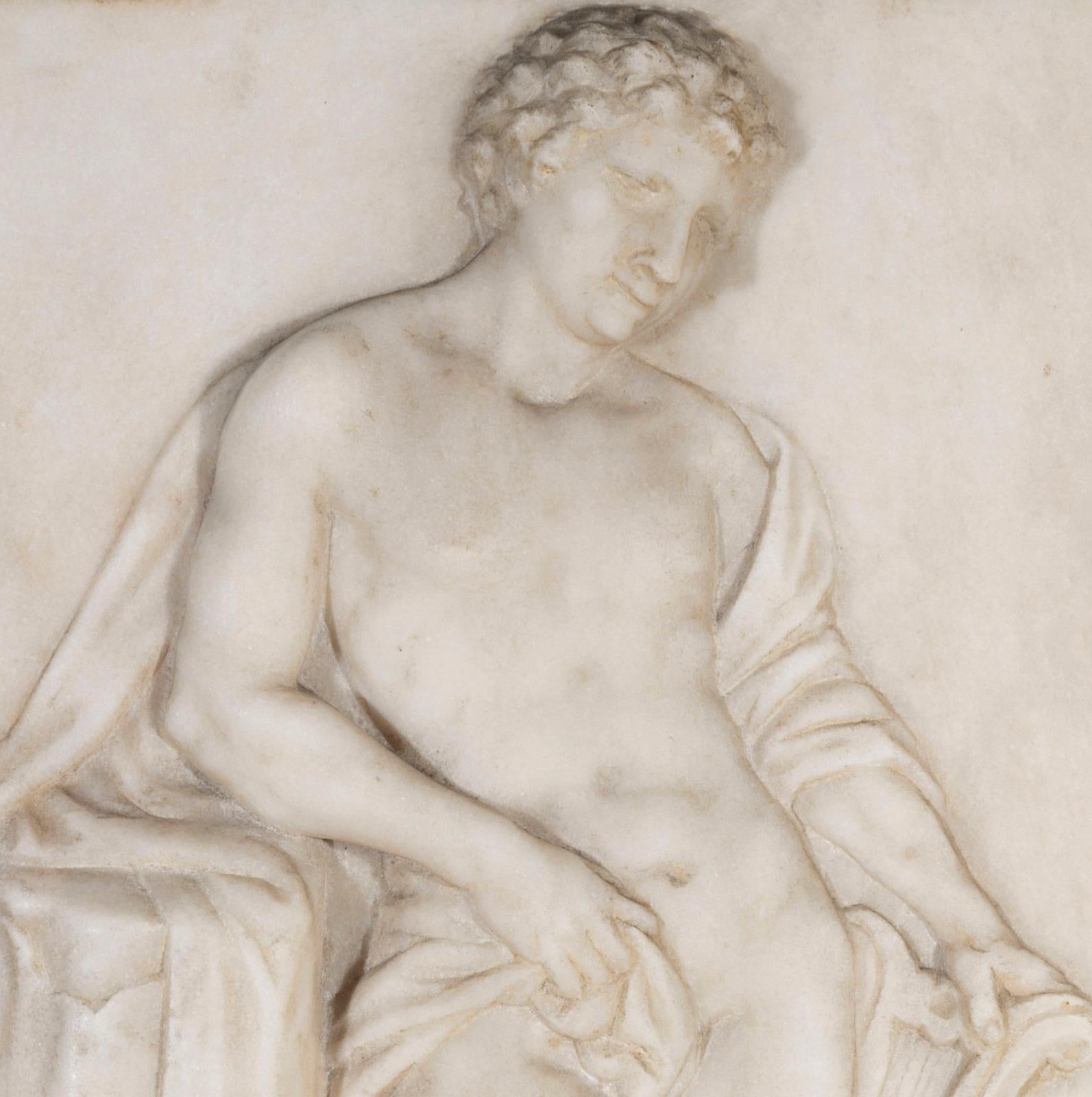 Baroque Bas-relief en marbre de Carrare représentant Apollon Italie, 18ème siècle en vente