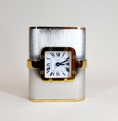 Un orologio da tavolo Cartier Santos