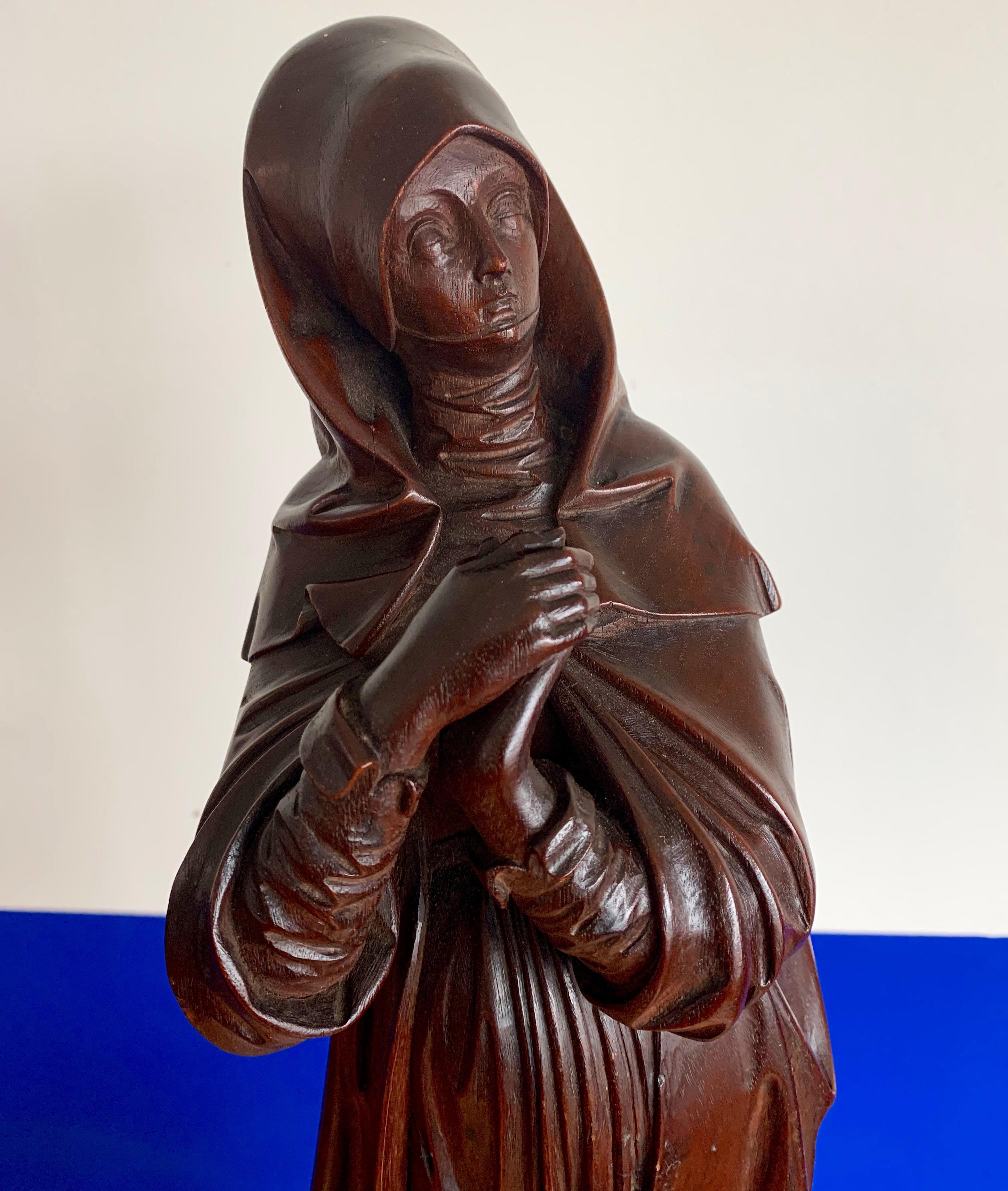 Carved Antique Wooden Statuette / Sculpture of Saint Teresa of Avila / Jesus 11