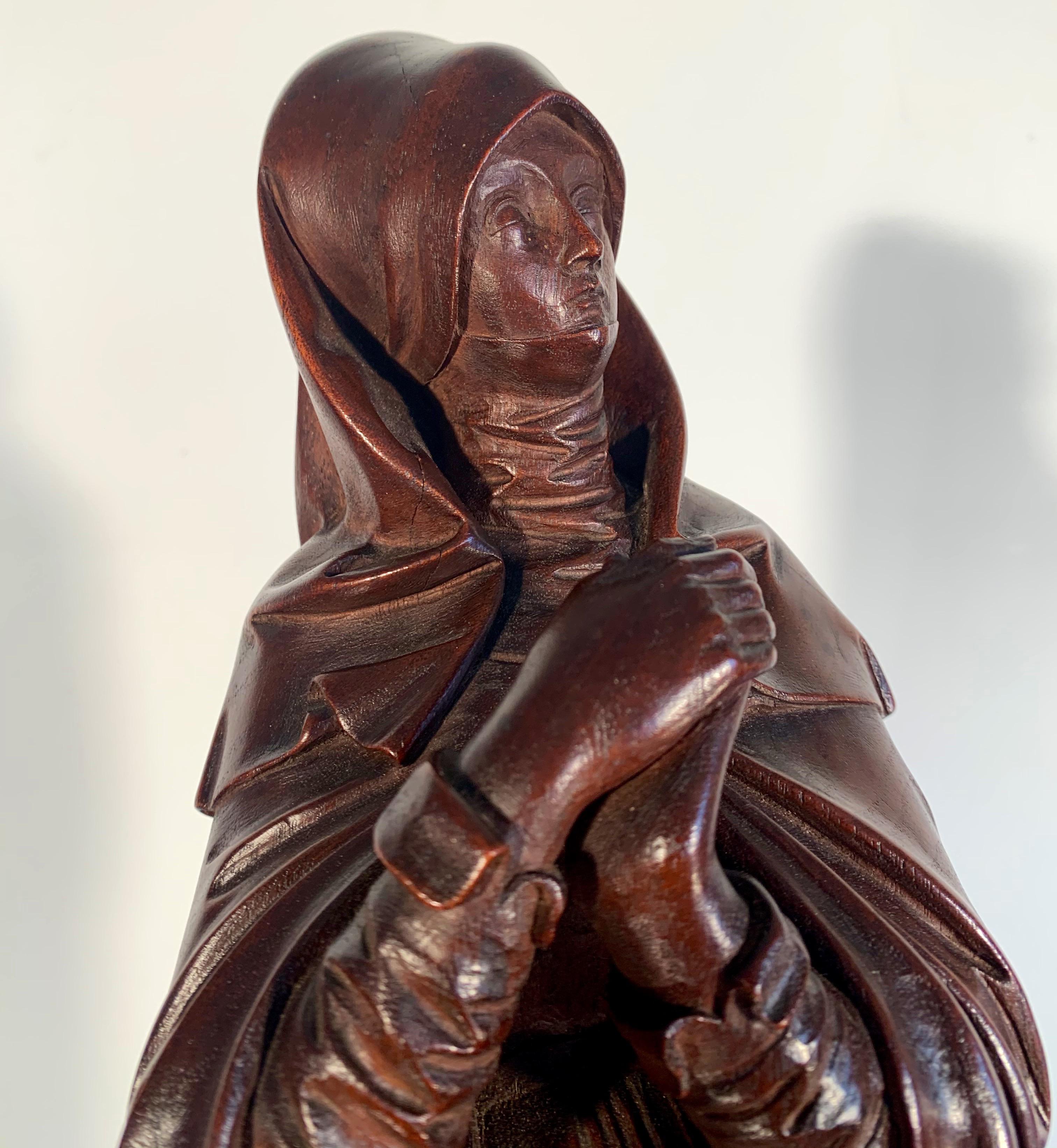 Hand-Carved Carved Antique Wooden Statuette / Sculpture of Saint Teresa of Avila / Jesus