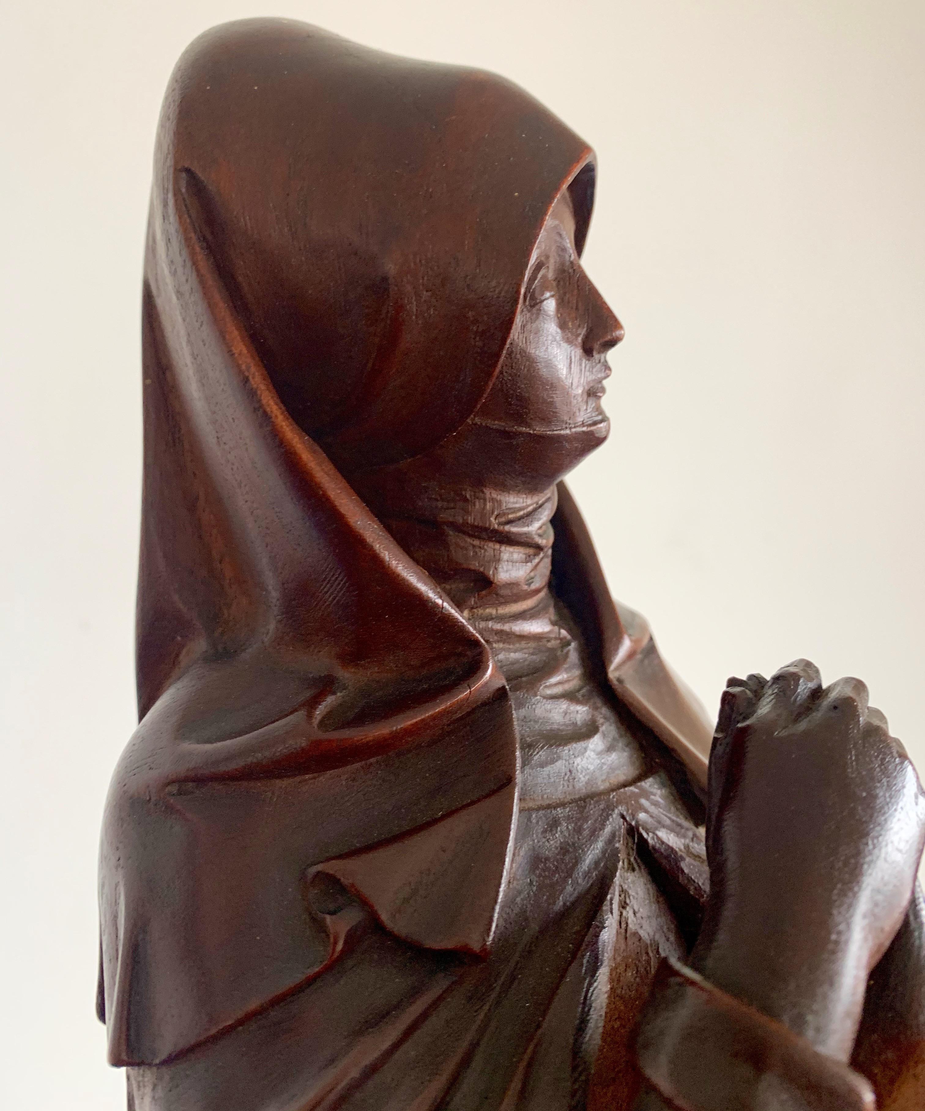 Carved Antique Wooden Statuette / Sculpture of Saint Teresa of Avila / Jesus 1