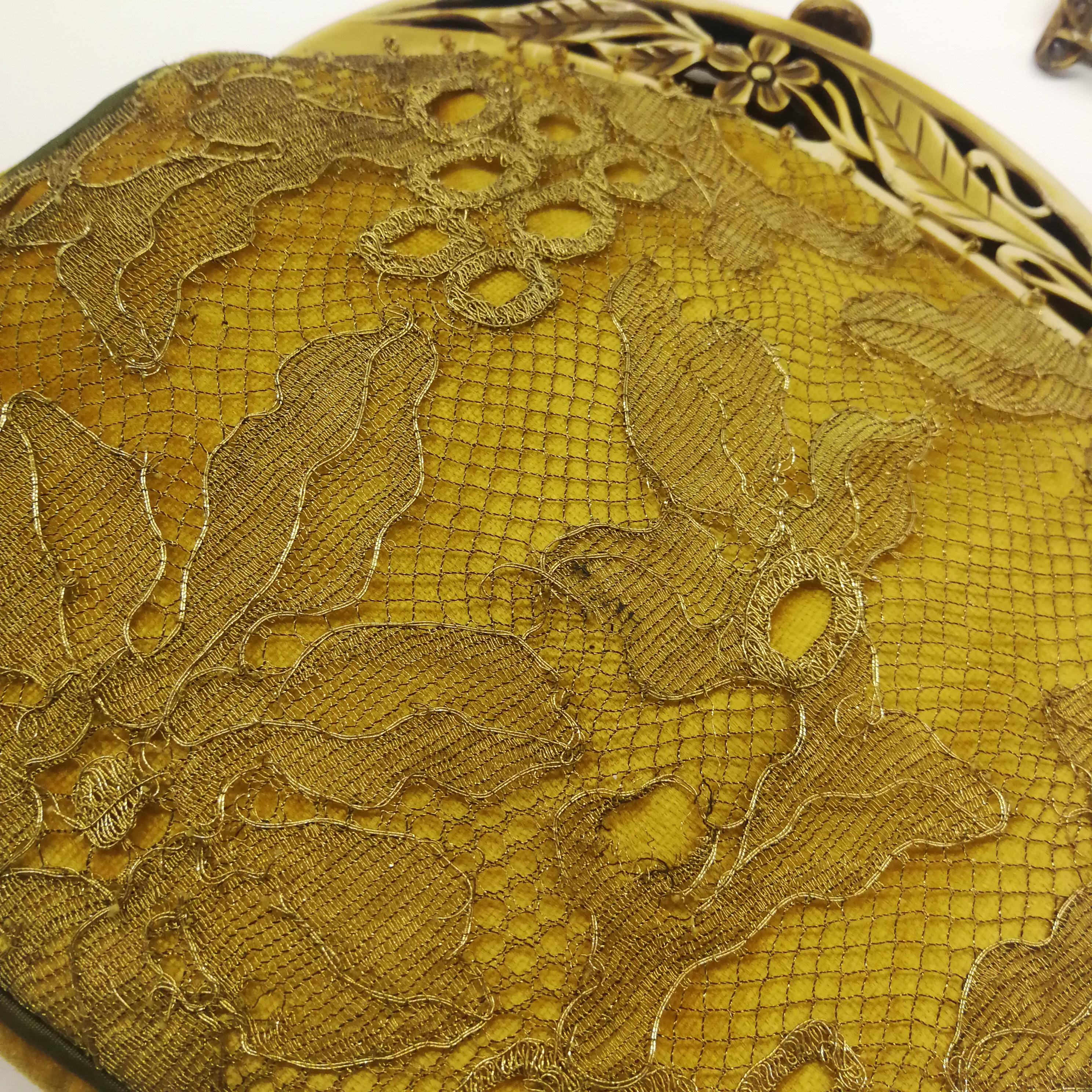 Women's A carved Bakelite framed golden velvet handbag, France, 1920s For Sale
