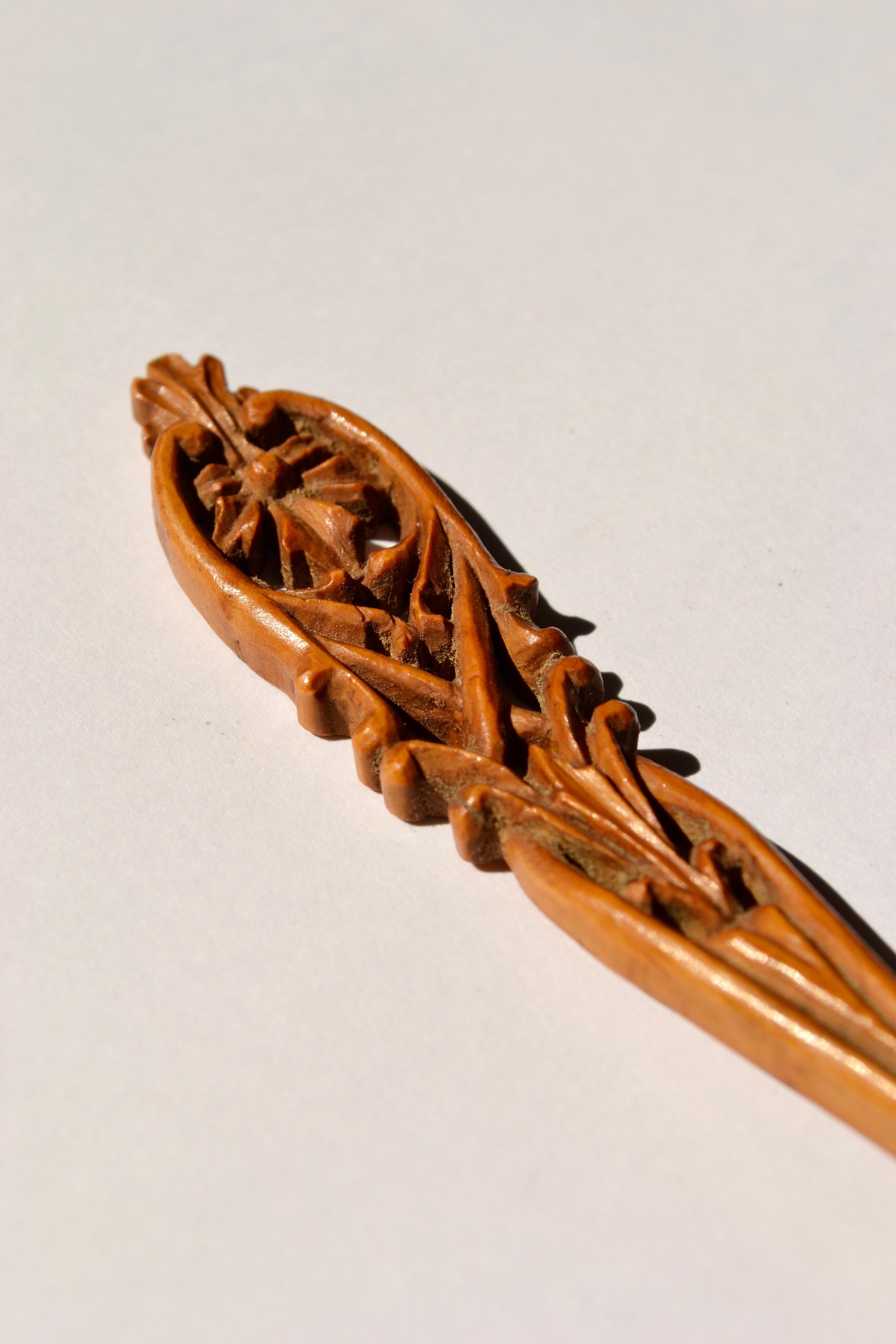 French A Carved boxwood spoon - late 19th century - France. For Sale