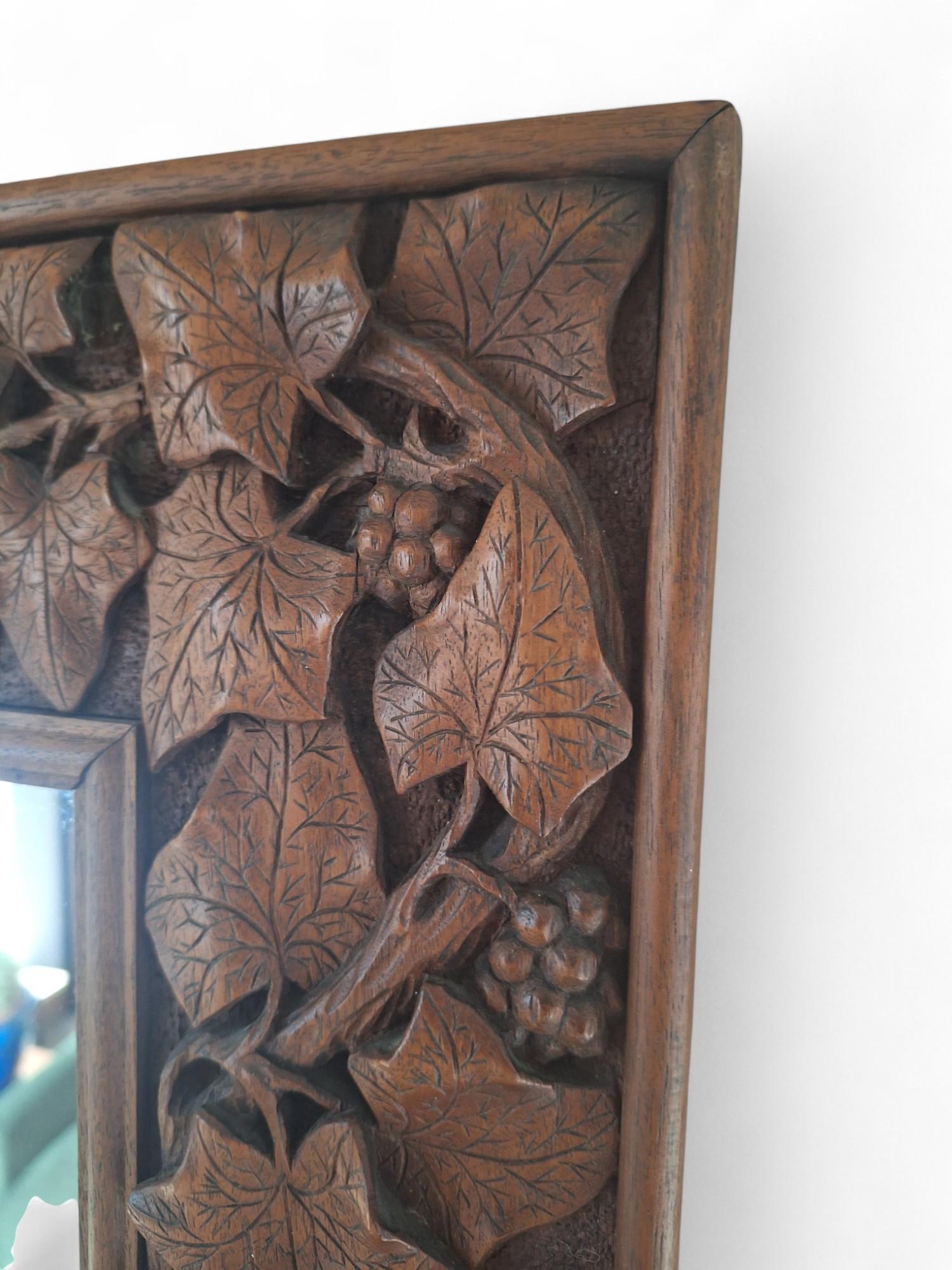 Renaissance Revival A Carved Mahogany Mirror, circa 1900 For Sale