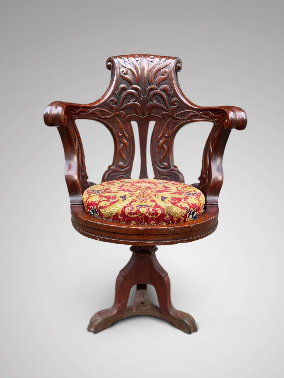 Édouardien Fauteuil de bateau en acajou sculpté de The White Star Line RMS Olympic