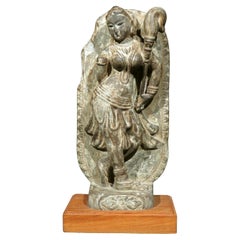 Steele scolpita di Parvati, India, 12° secolo