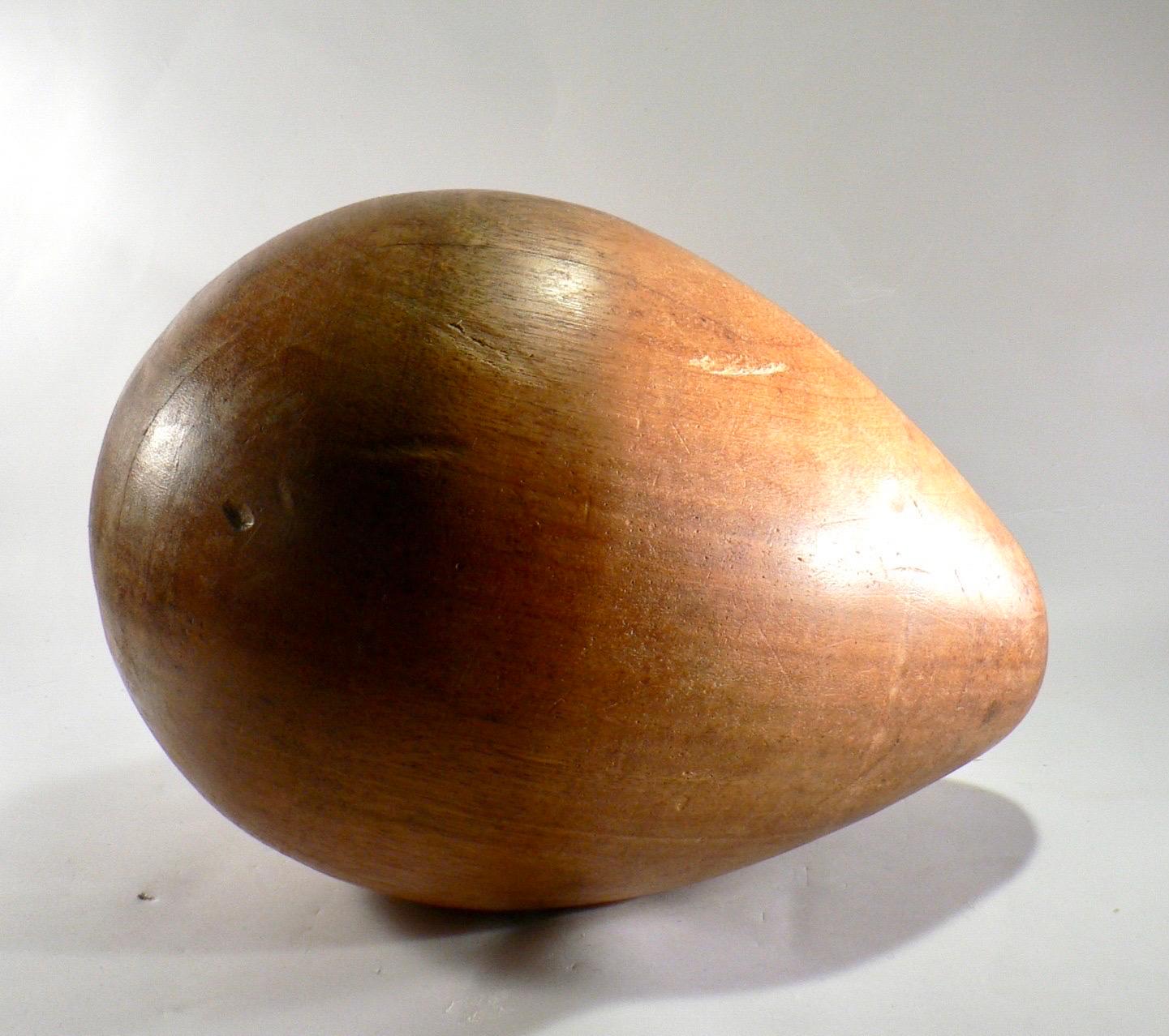French Provincial A carved wooden egg -  1950s - France. For Sale