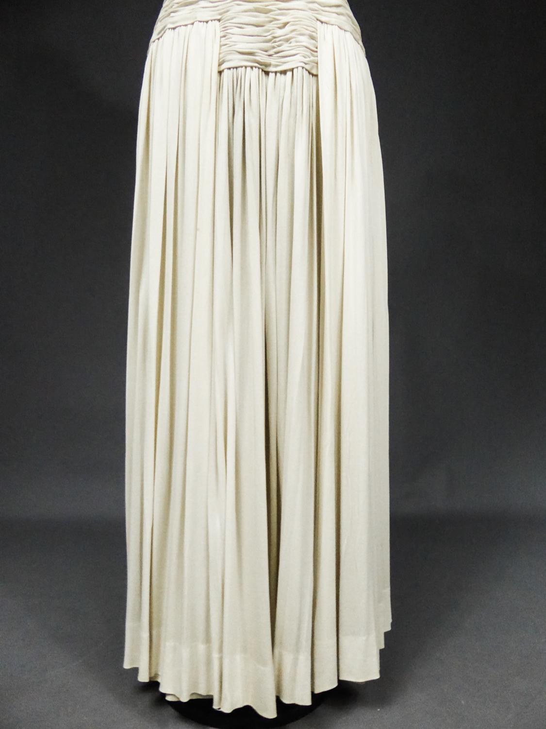 Robe de soirée haute couture française de Carven en jersey de soie plissé Circa 1950 7