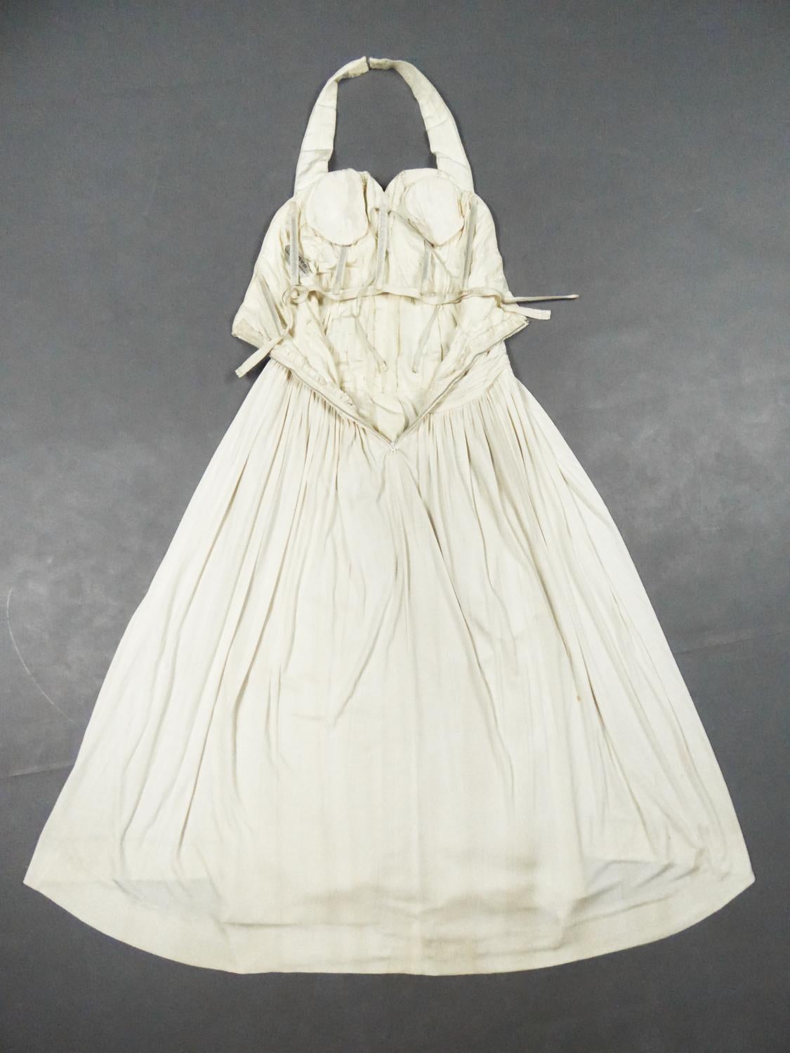 Französisches Haute-Couture-Abendkleid von Carven aus plissierter Jersey-Seide CIRCA 1950 Damen