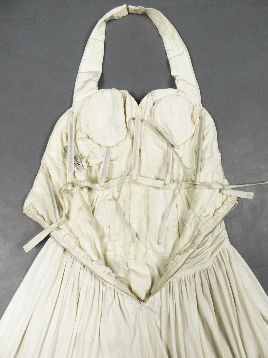 Robe de soirée haute couture française de Carven en jersey de soie plissé Circa 1950 1