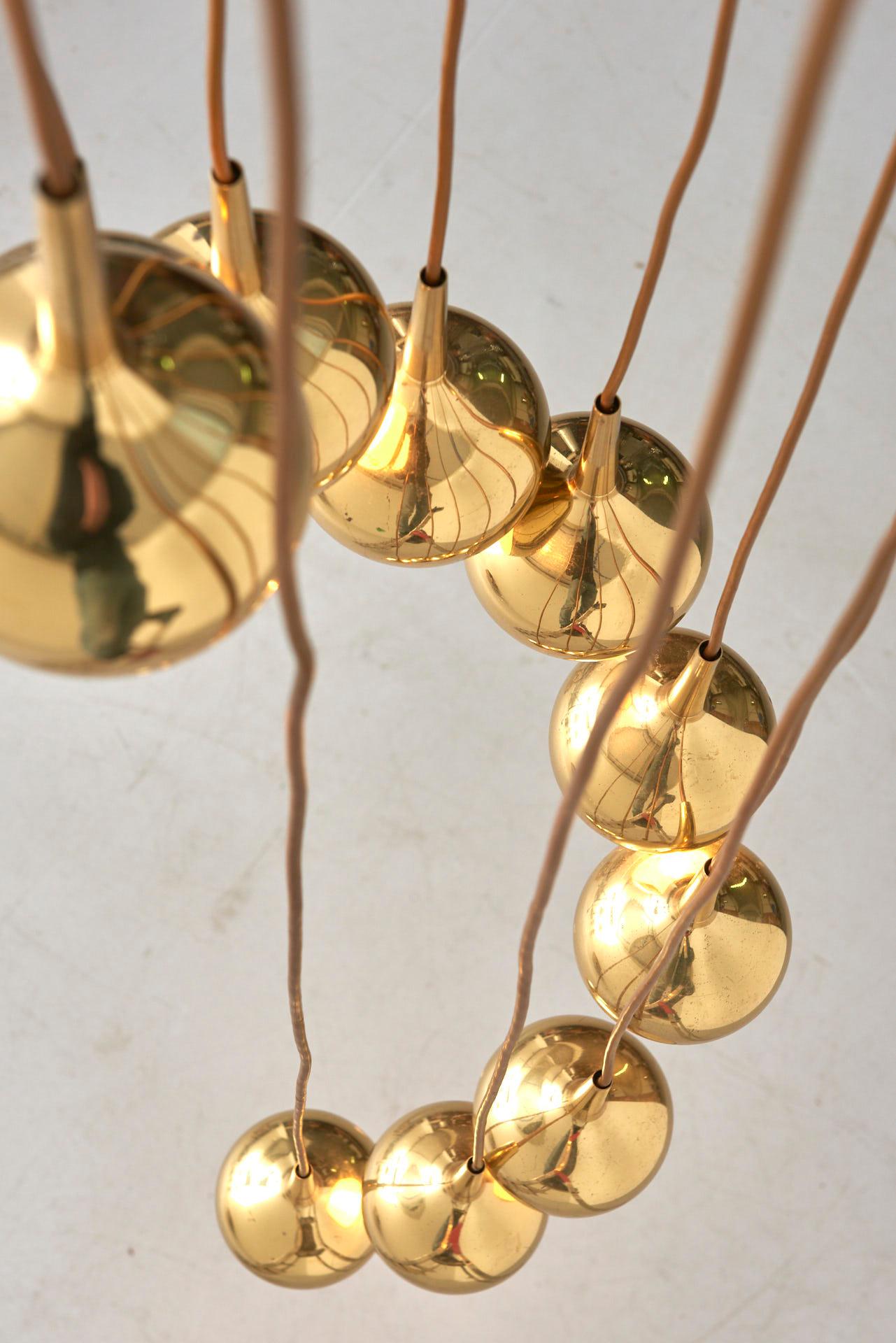 Cascade Pendant in Brass, 1960s In Good Condition For Sale In Antwerpen, BE