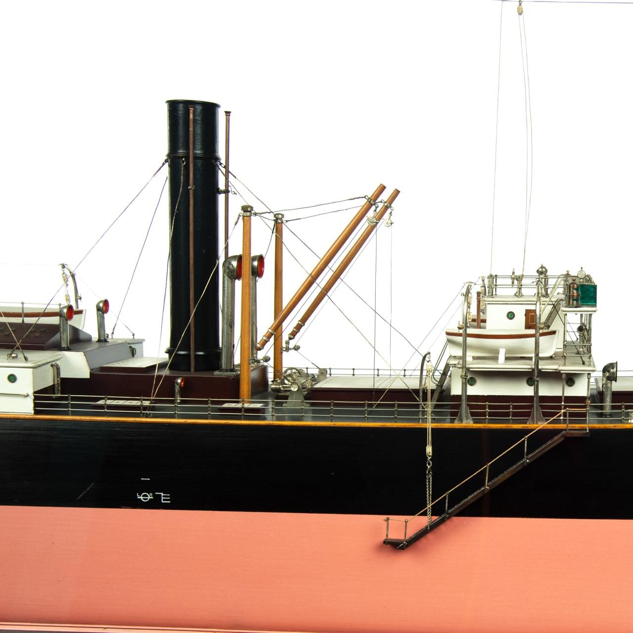 Un modèle de S.S. de chantier naval en caisse Burbridge/S.S. Burcombe, 1912 en vente 4