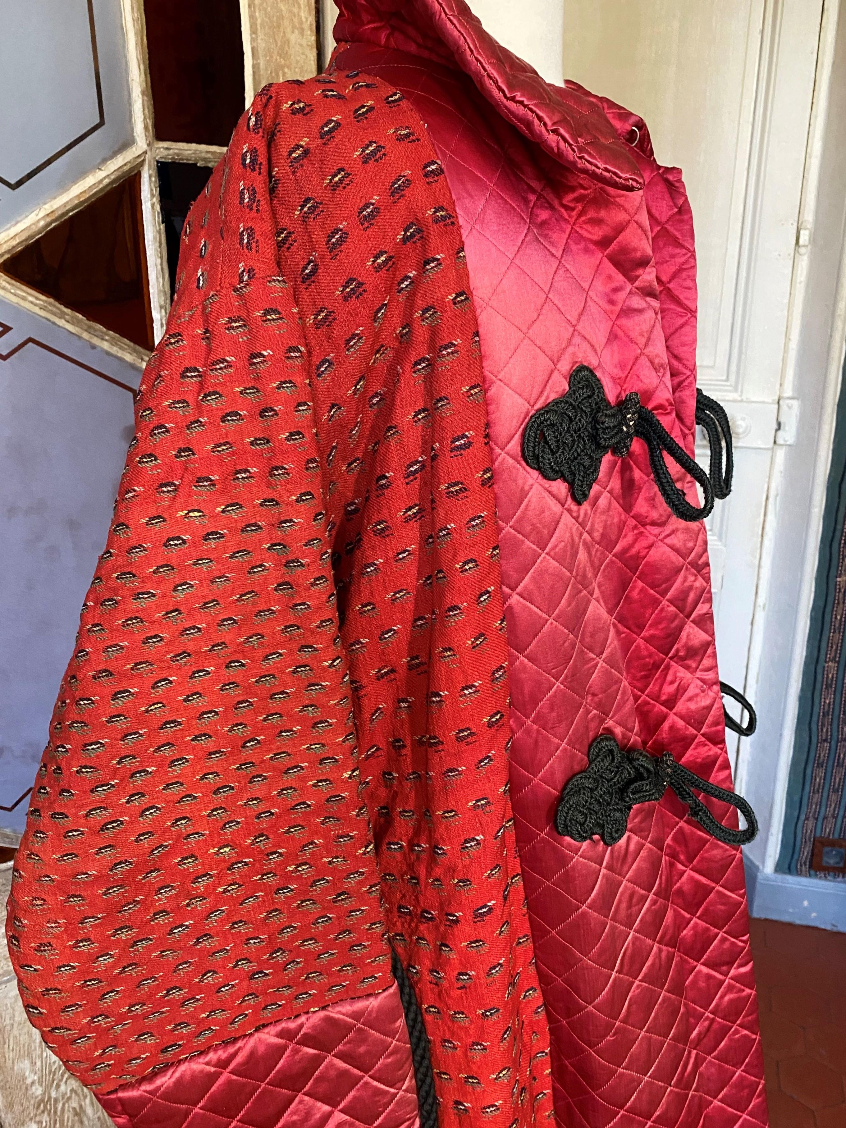 banyan robe pattern