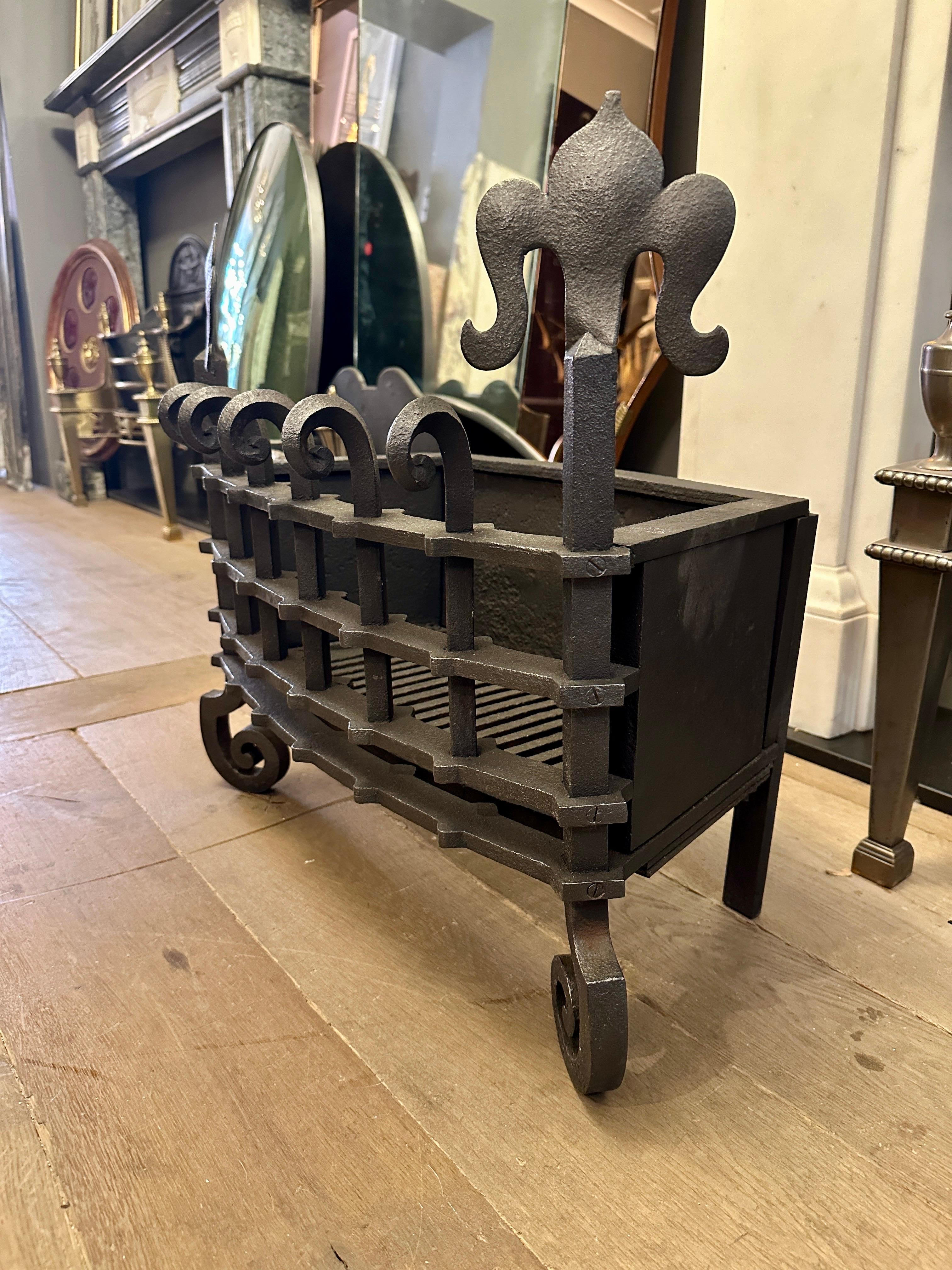 A Cast And Wrought Iron Fire Grate Fire Basket  For Sale 3