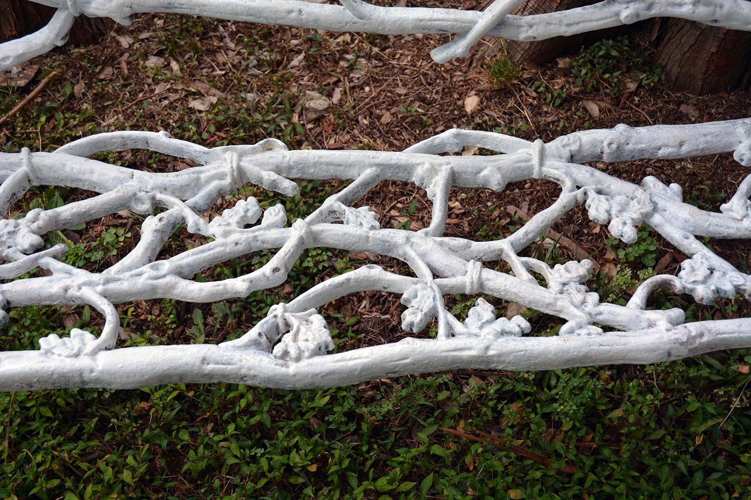 White Painted Cast-Iron Twig Bench 2