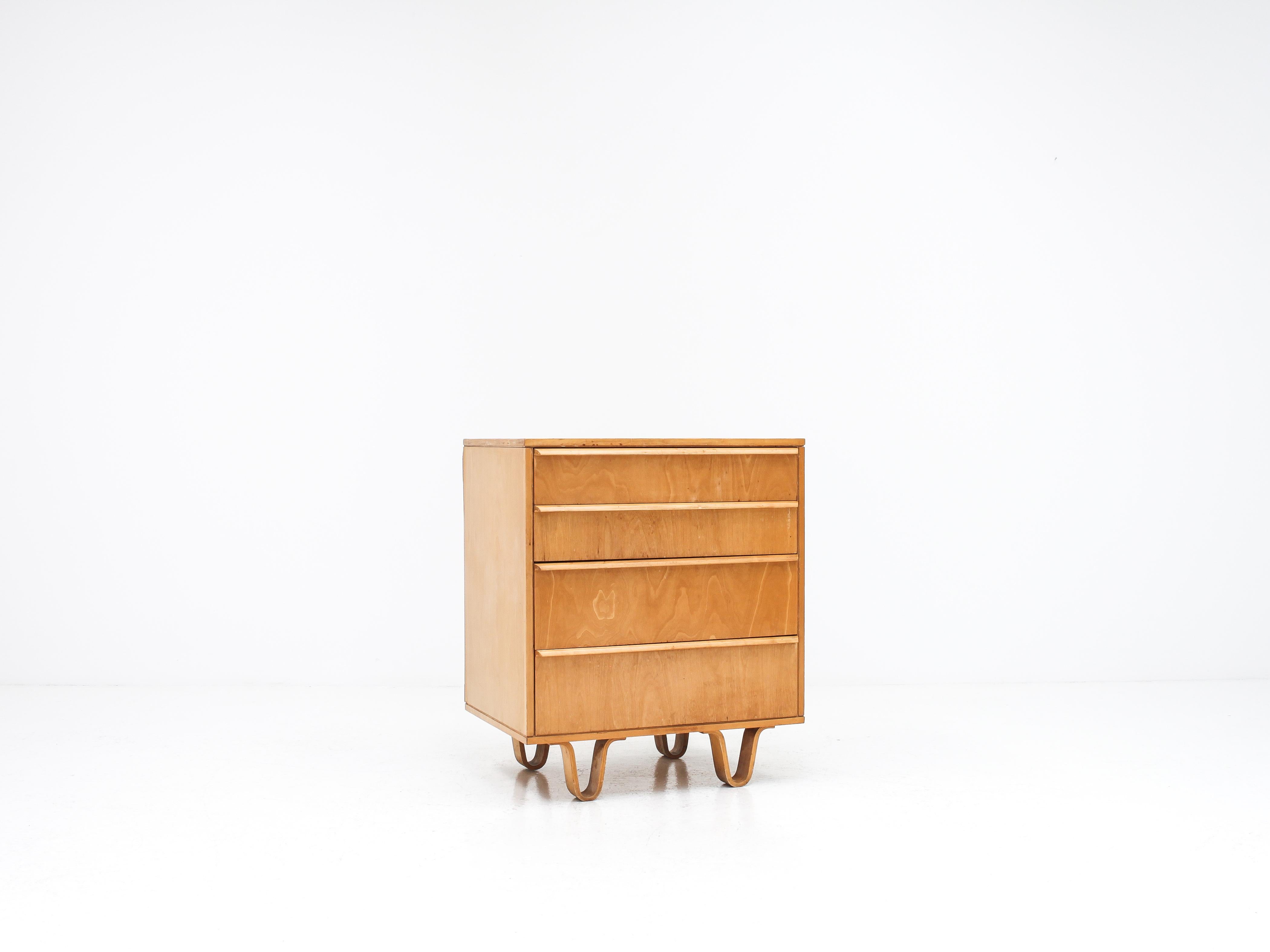 Dutch Cees Braakman CB05 Birch Chest of Drawers for UMS Pastoe, 1952, Netherlands For Sale