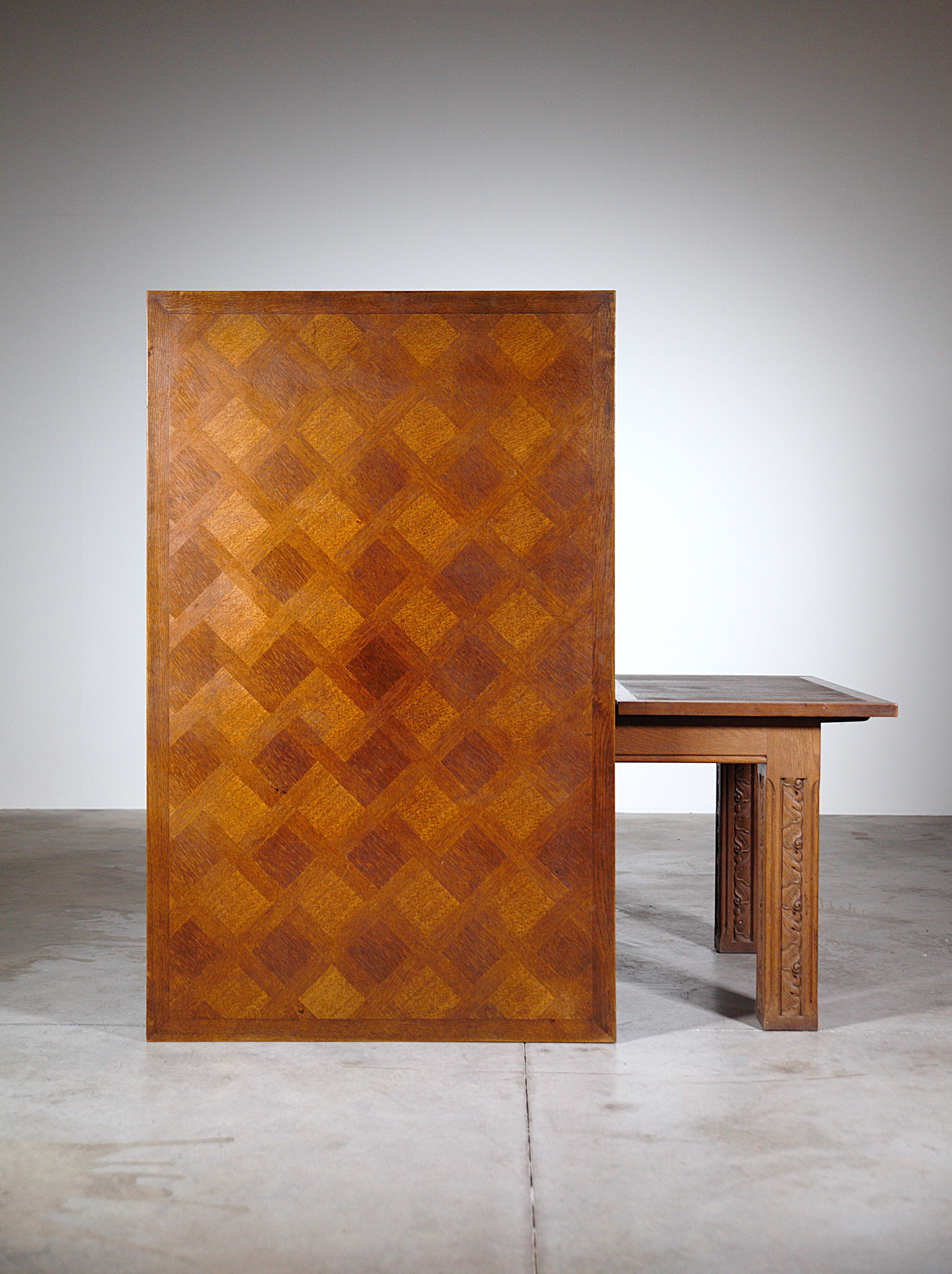 Table de salle à manger celtique Joseph Savina France 1970 en vente 6