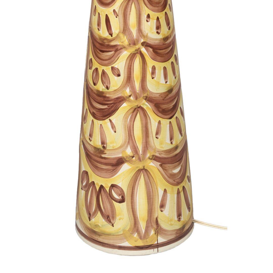 Lampada da terra con base in ceramica di A. Nielsen In condizioni buone in vendita a New York, NY