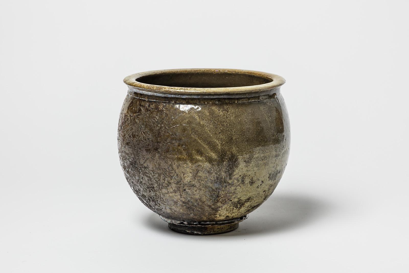 Beaux-Arts Piatto in ceramica con decorazione a smalto di Gisele Buthod Garçon, 1980 ca. in vendita