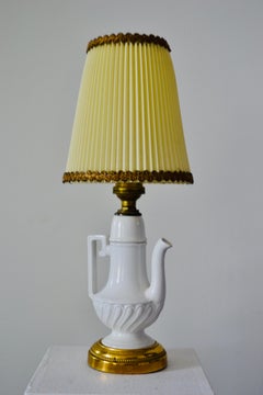 A ceramic lamp with gilded brass accents - Napoleon III style - France.