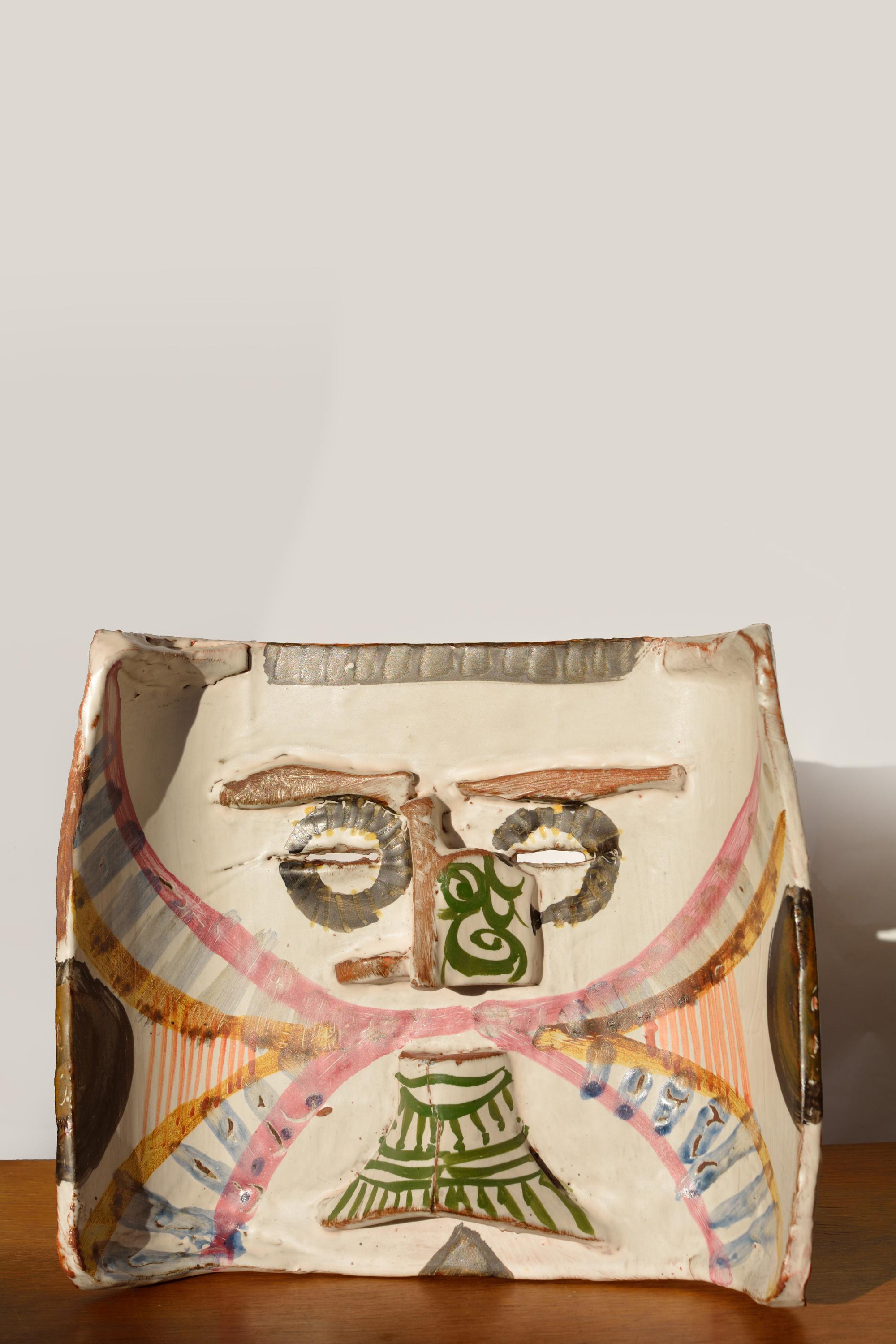 Keramische Maske von Gilbert Portanier:: 1979 (Französisch) im Angebot