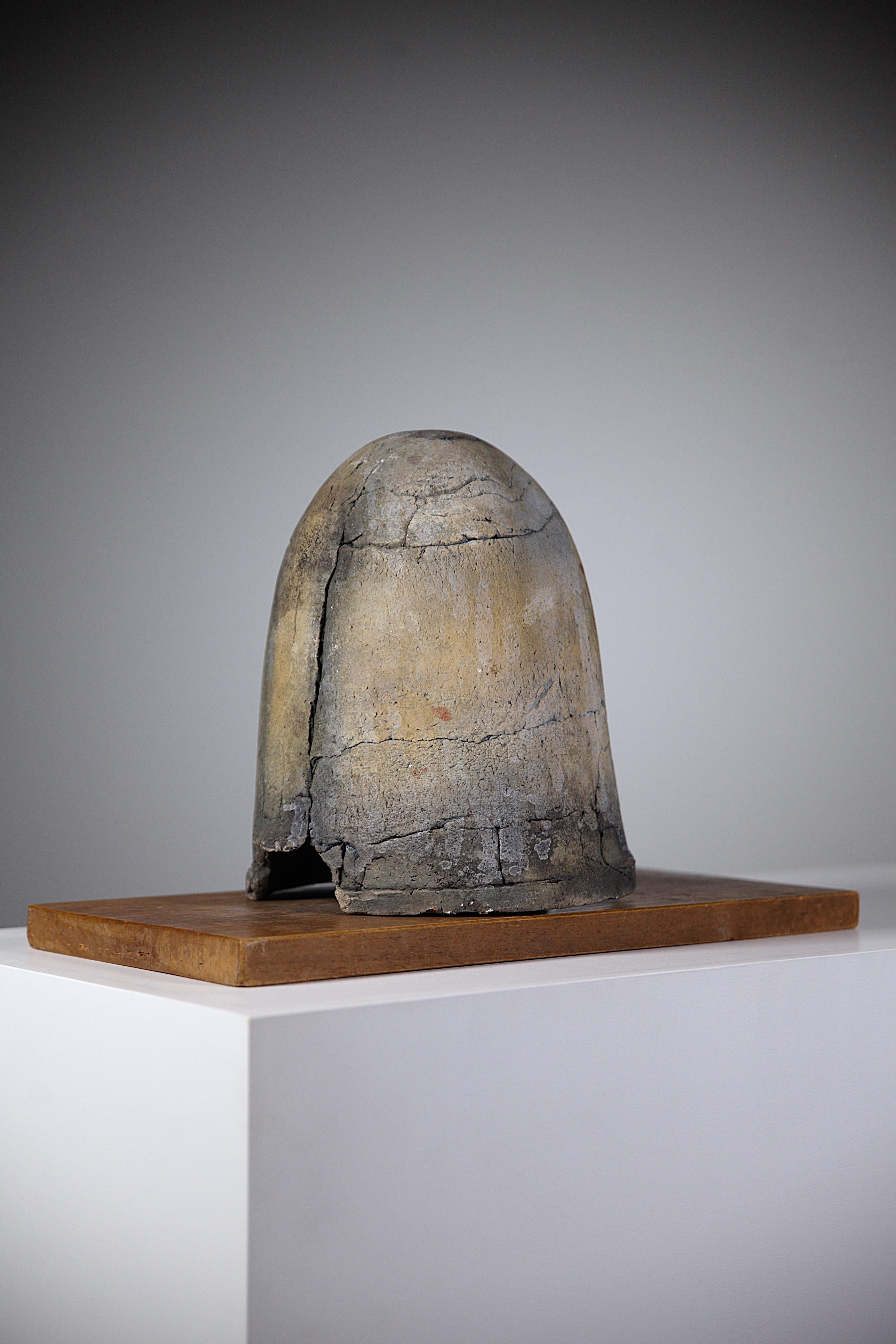 Scultura di maschera in ceramica di Christine Fabre Francia anni 2000 In condizioni buone in vendita a HYÈRES, FR