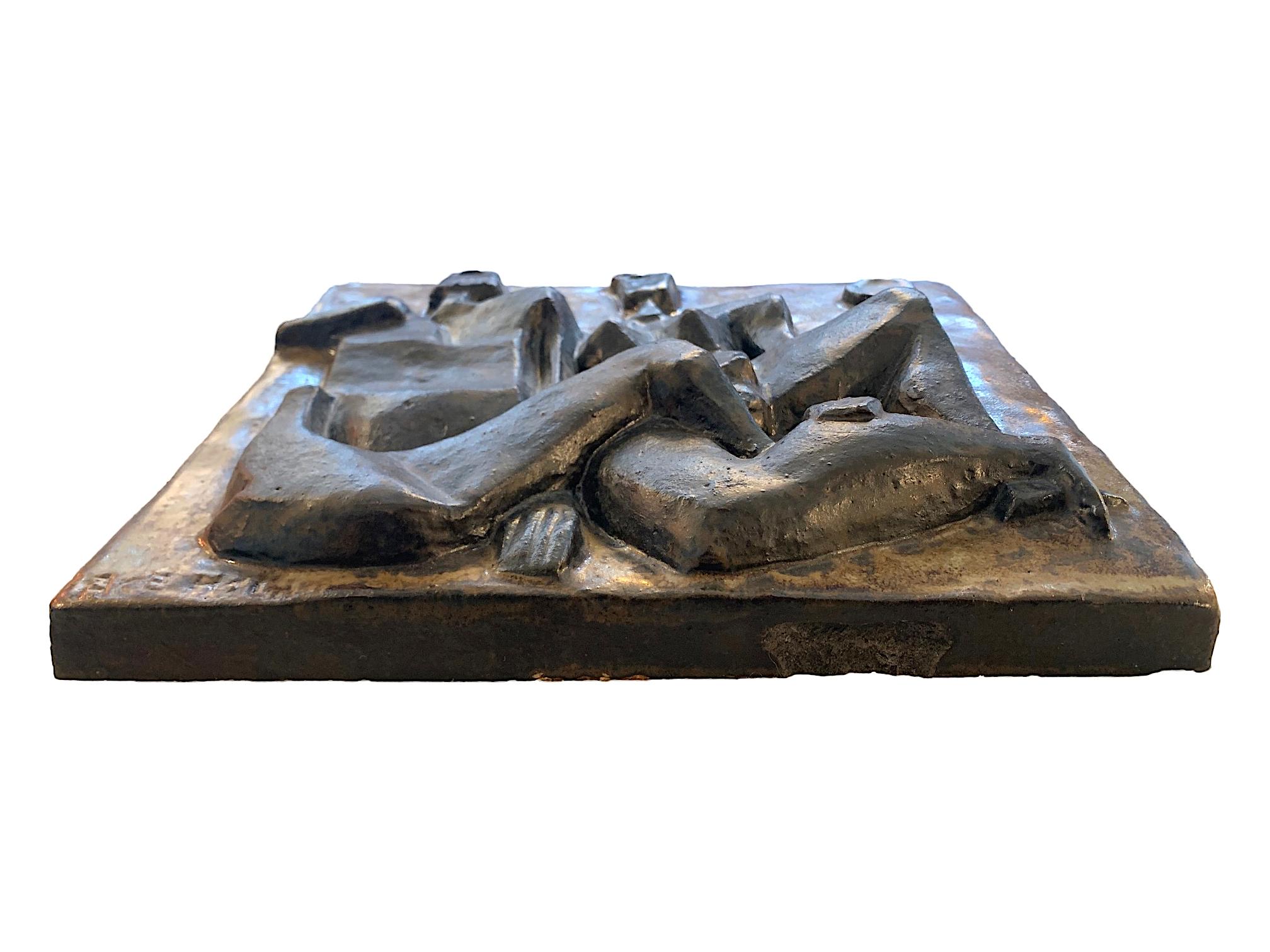 Grès Plague d'Ake Holm représentant un couple de nus géométriques brutalistes en céramique