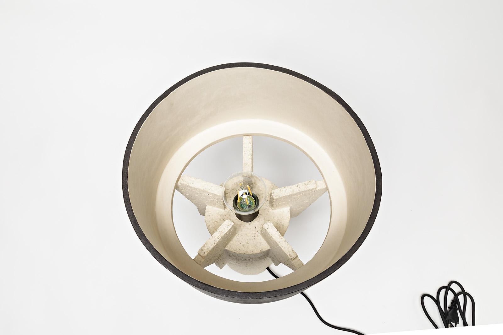 Keramische Tischlampe von Denis Castaing mit brauner Glasur:: 2019 (21. Jahrhundert und zeitgenössisch) im Angebot