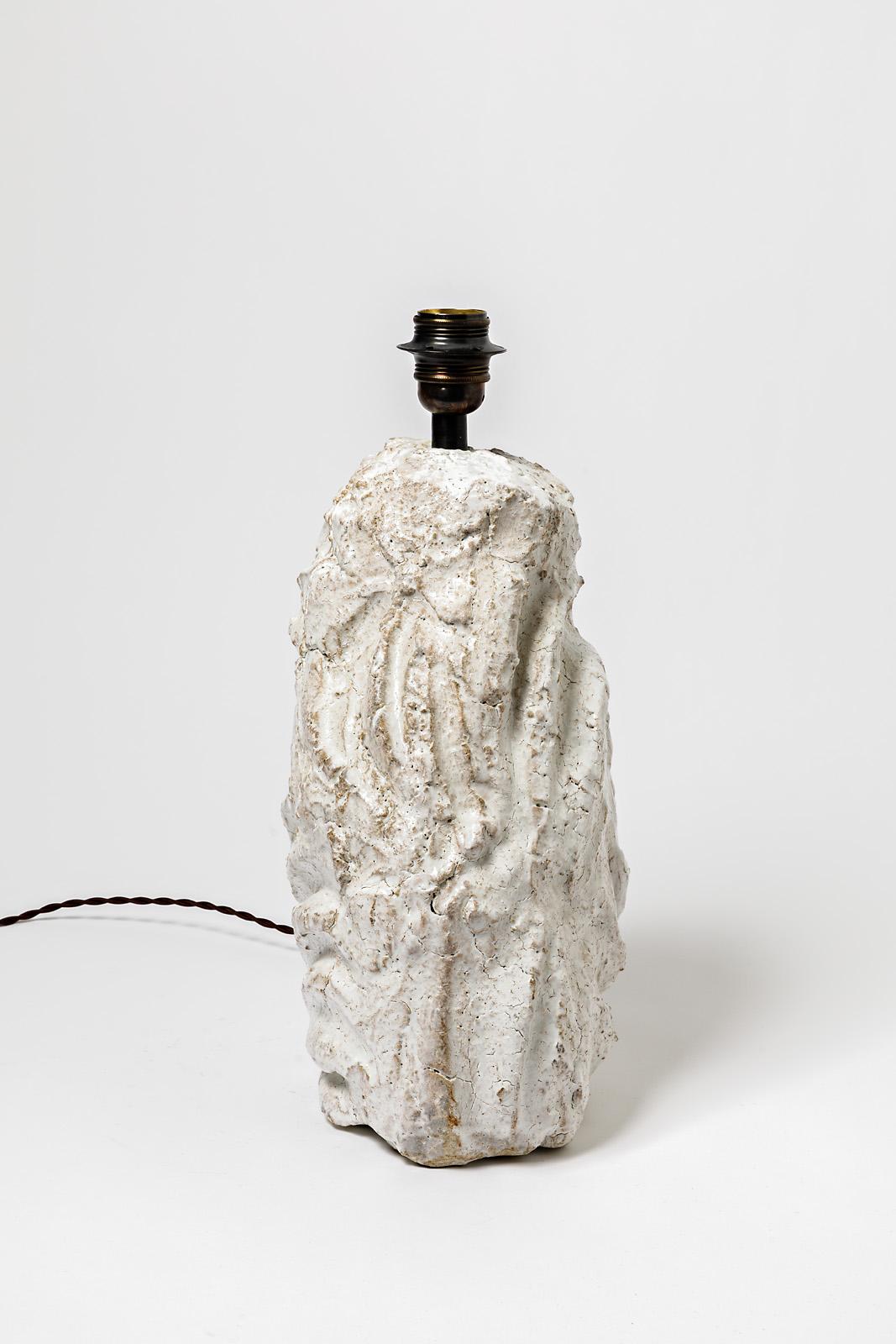 Français Lampe de table en céramique avec glaçure blanche par Hervé Rousseau, 2022 / Ref 8 en vente