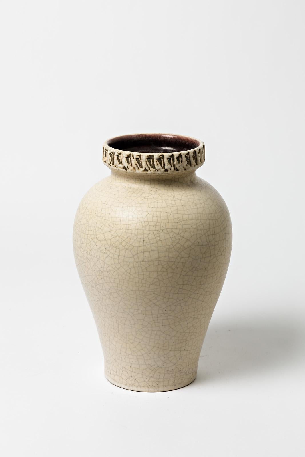A ceramic vase with white glaze decoration attributed to Pol Chambost.
No signed.
Perfect original conditions.
France, 1930.