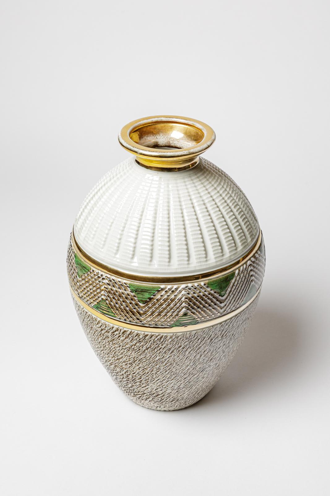 Vaso in ceramica di Lucien Brisdoux, circa 1960-1970 In condizioni ottime in vendita a Saint-Ouen, FR