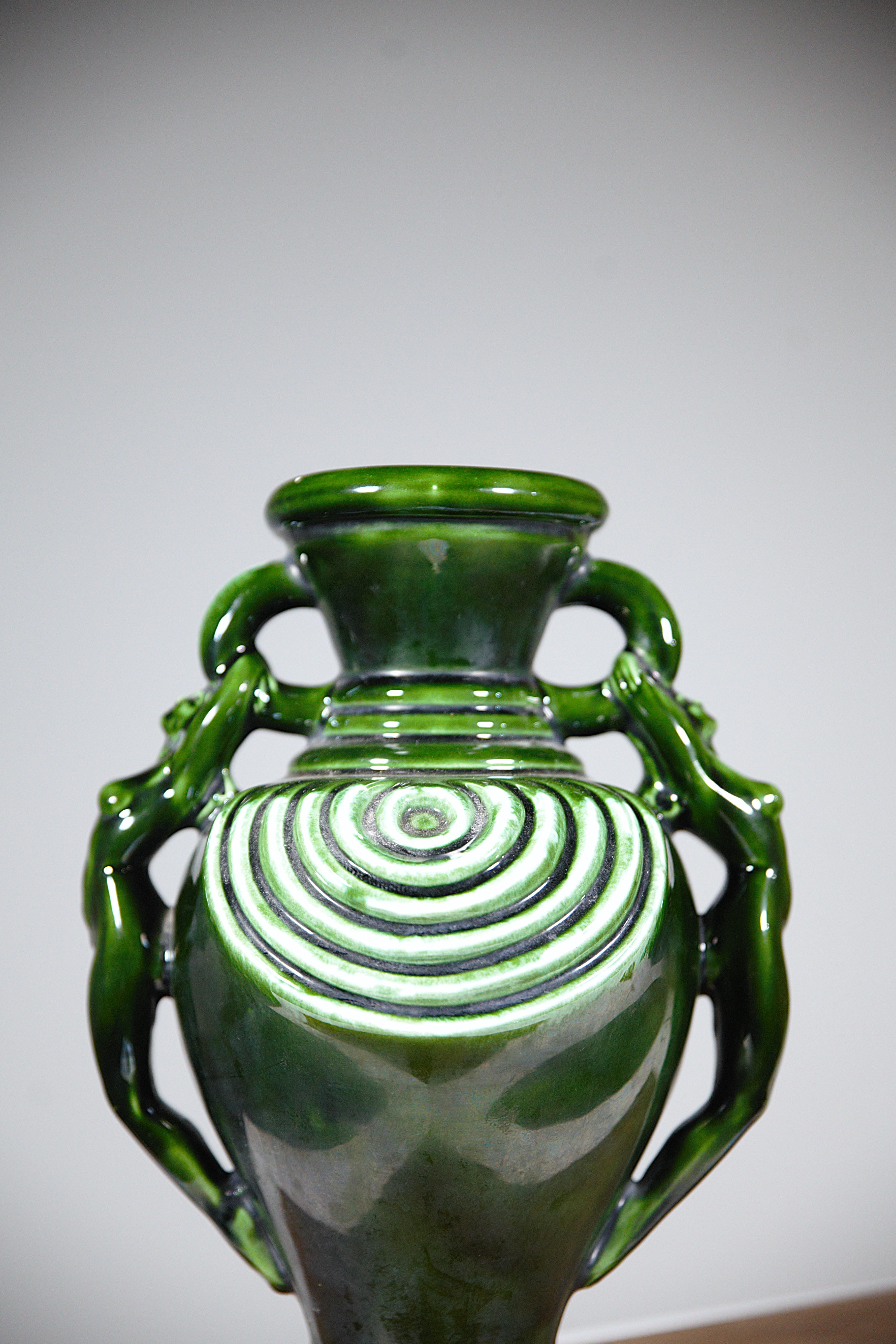 Fine XX secolo Vaso in ceramica Vallauris Francia anni '70 in vendita