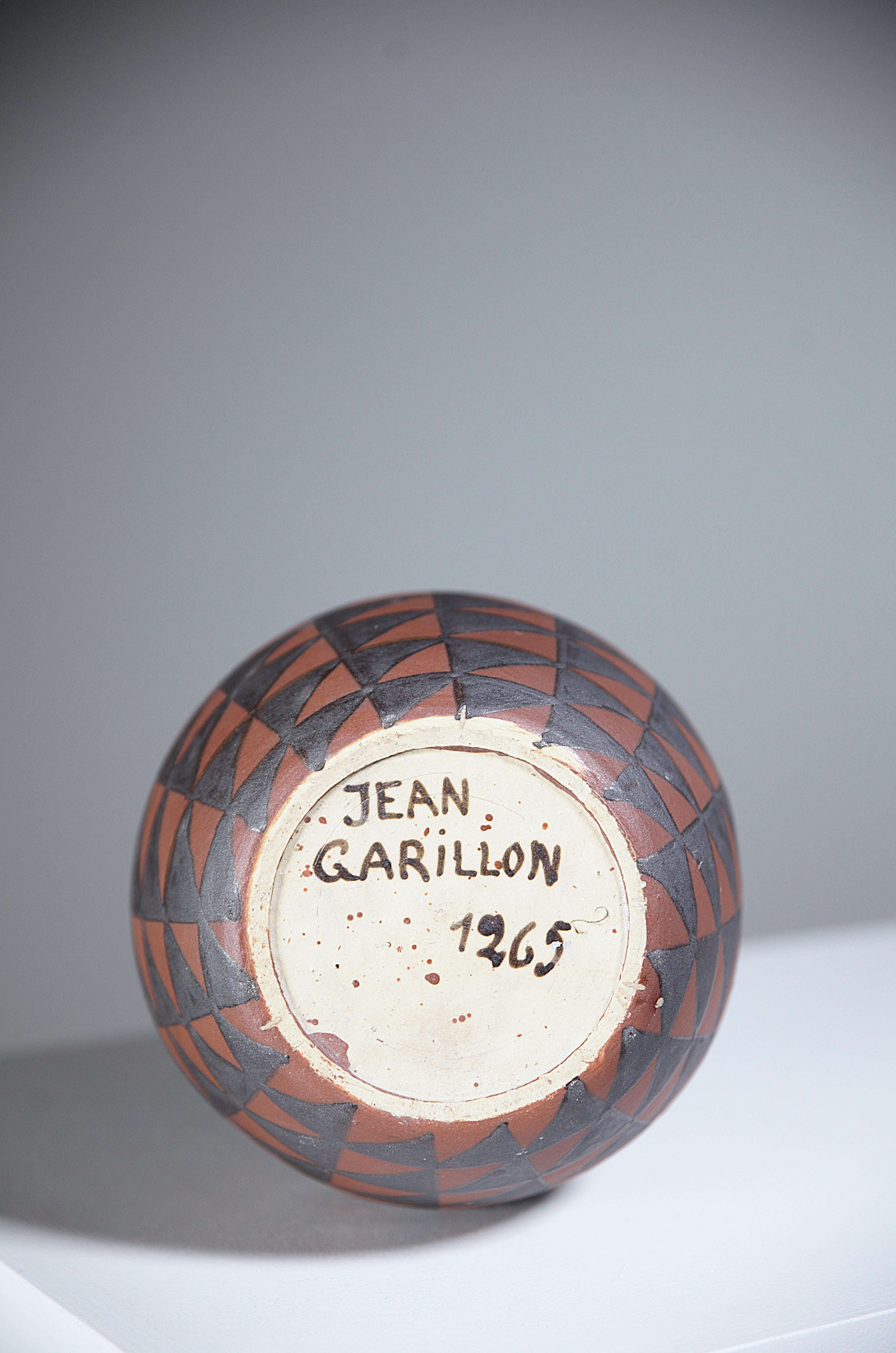 Francese Vaso in ceramica con disegno geometrico di Jean Garillon Francia anni '30 in vendita