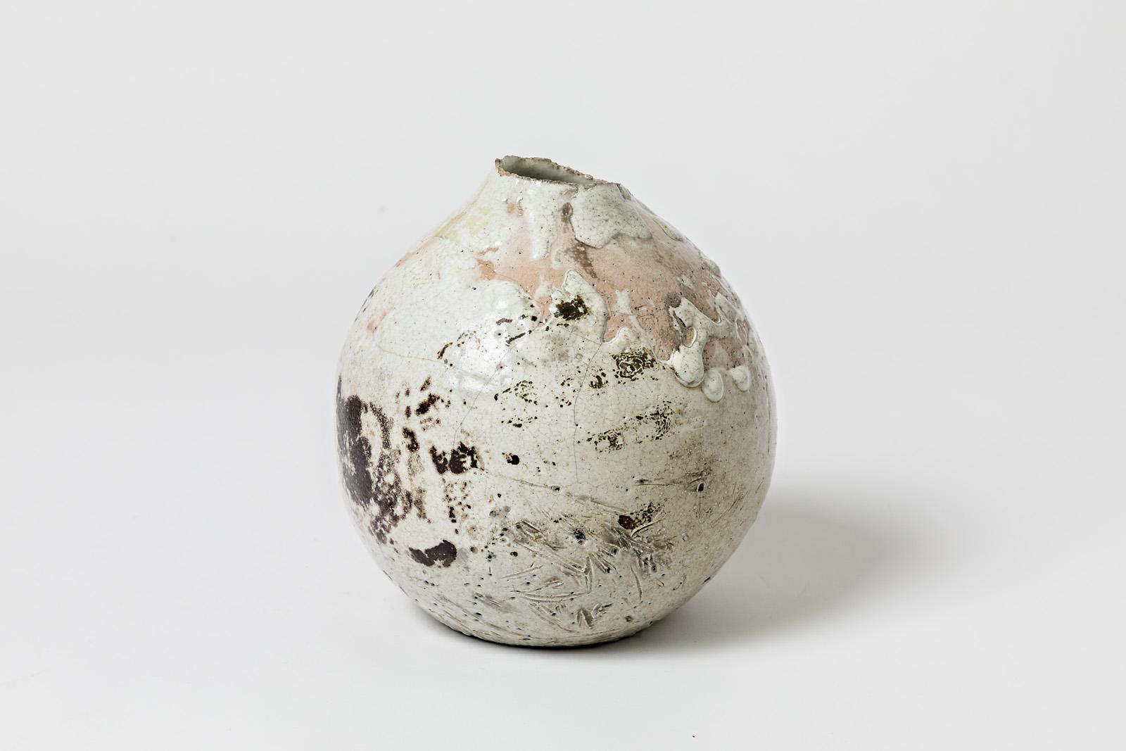 Francese Vaso in ceramica con decorazione a smalto bianco di Michel Leveque a La Borne, 1970 in vendita