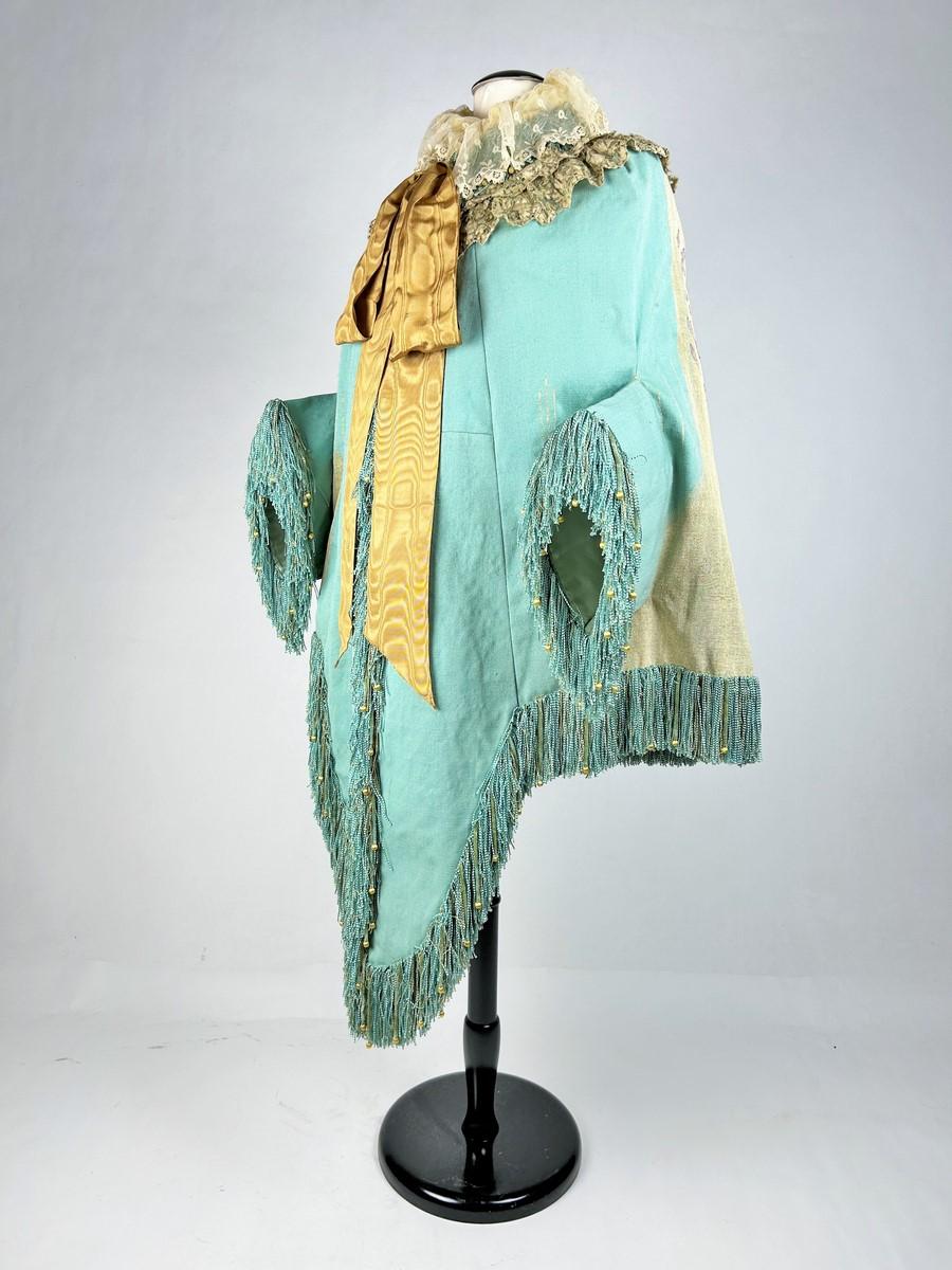 A ceremonial Couture Dolman possibly Worth- French Circa 1875 For Sale 6