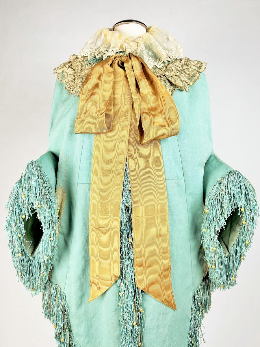 A ceremonial Couture Dolman possibly Worth- French Circa 1875 In Good Condition For Sale In Toulon, FR