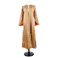 Caftan de cérémonie en satin brocart en forme d'Entari - Empire ottoman vers 1900-1930