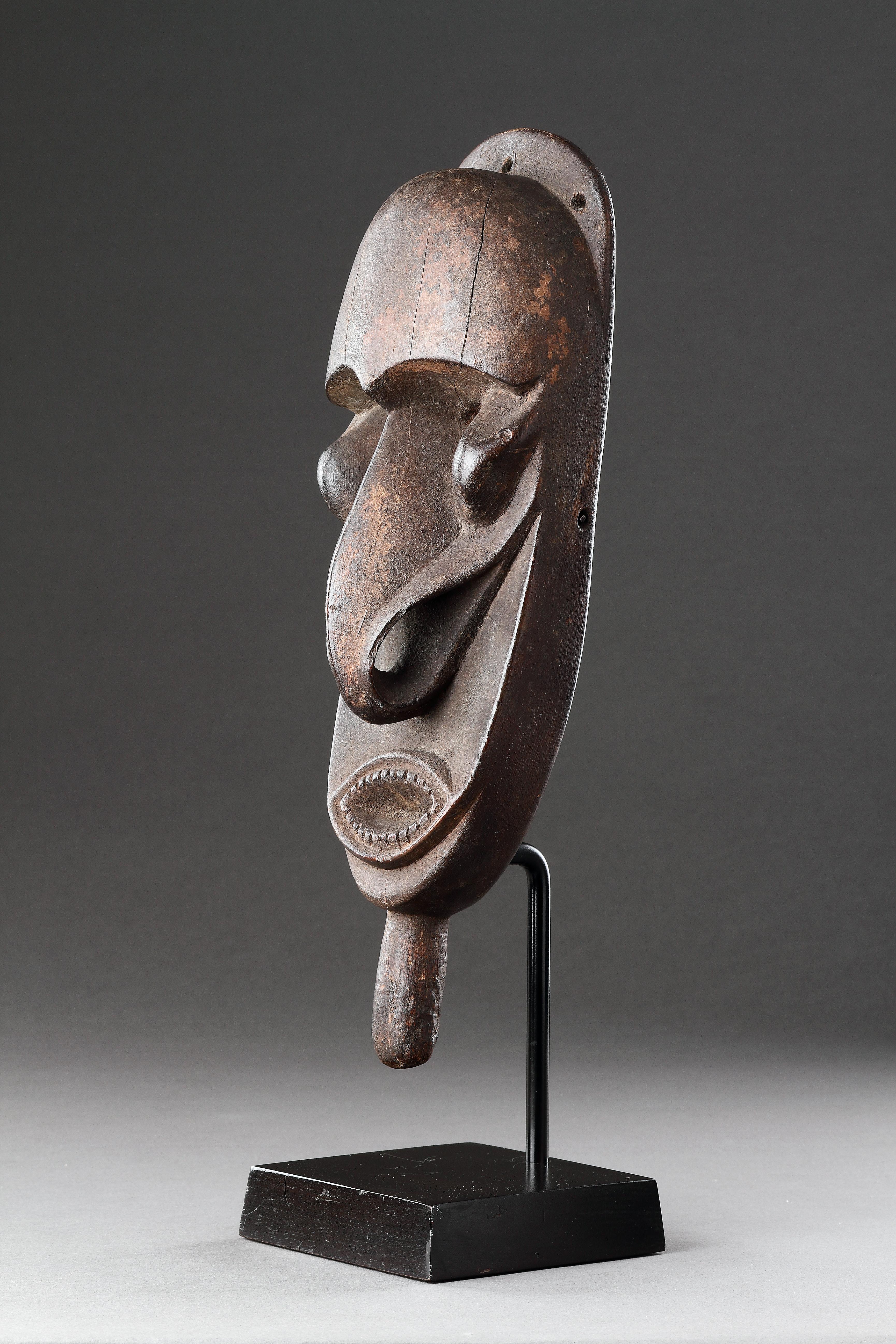 Una Máscara Ceremonial Vanuatuense en venta
