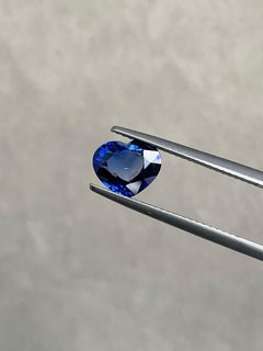 A Ceylon Heart-Shape Blue Sapphire of 2.19 Carats