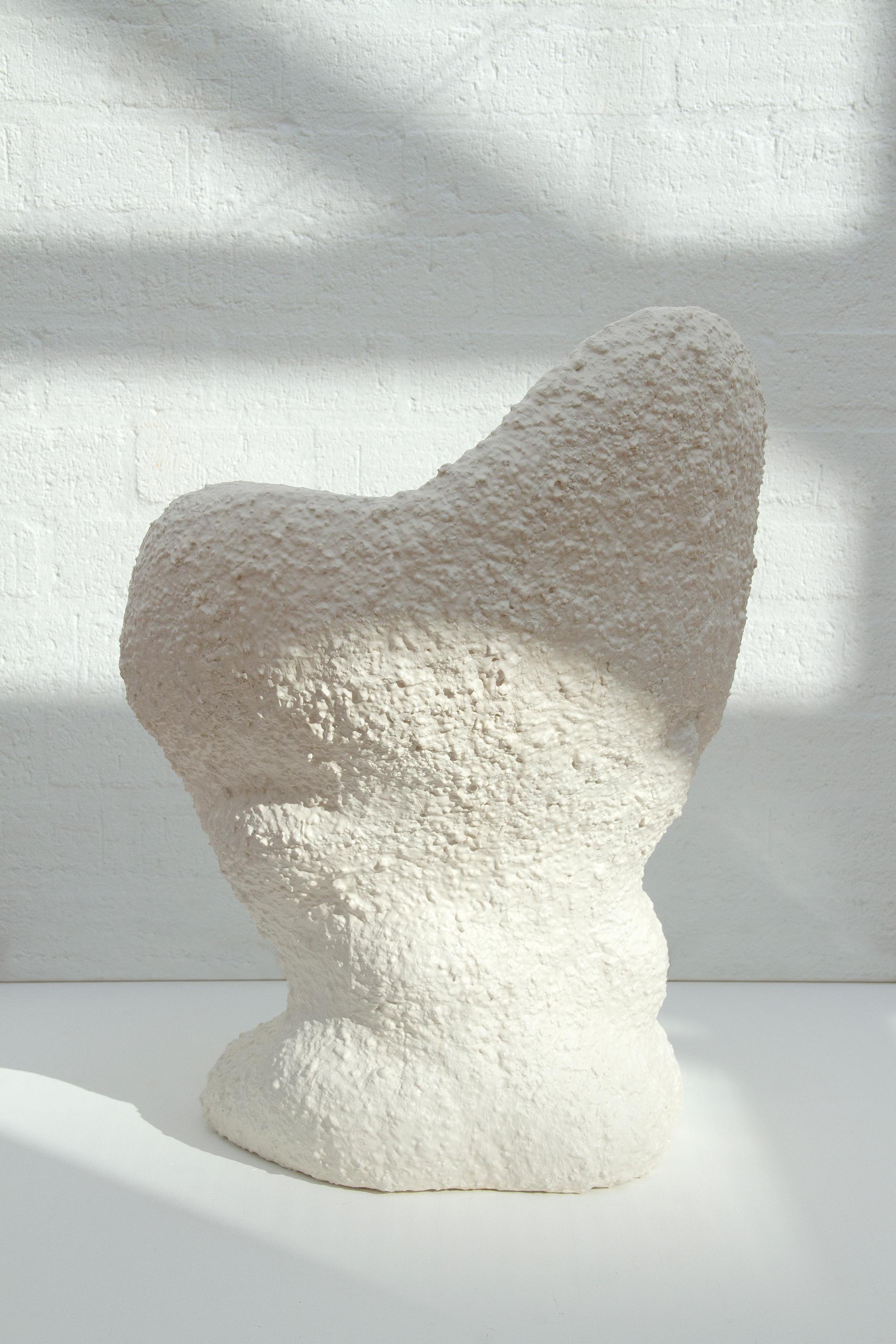 A Chair for Ursula, Off-White Sculptural Dining Chair, Zeitgenössische Handarbeit im Angebot 4