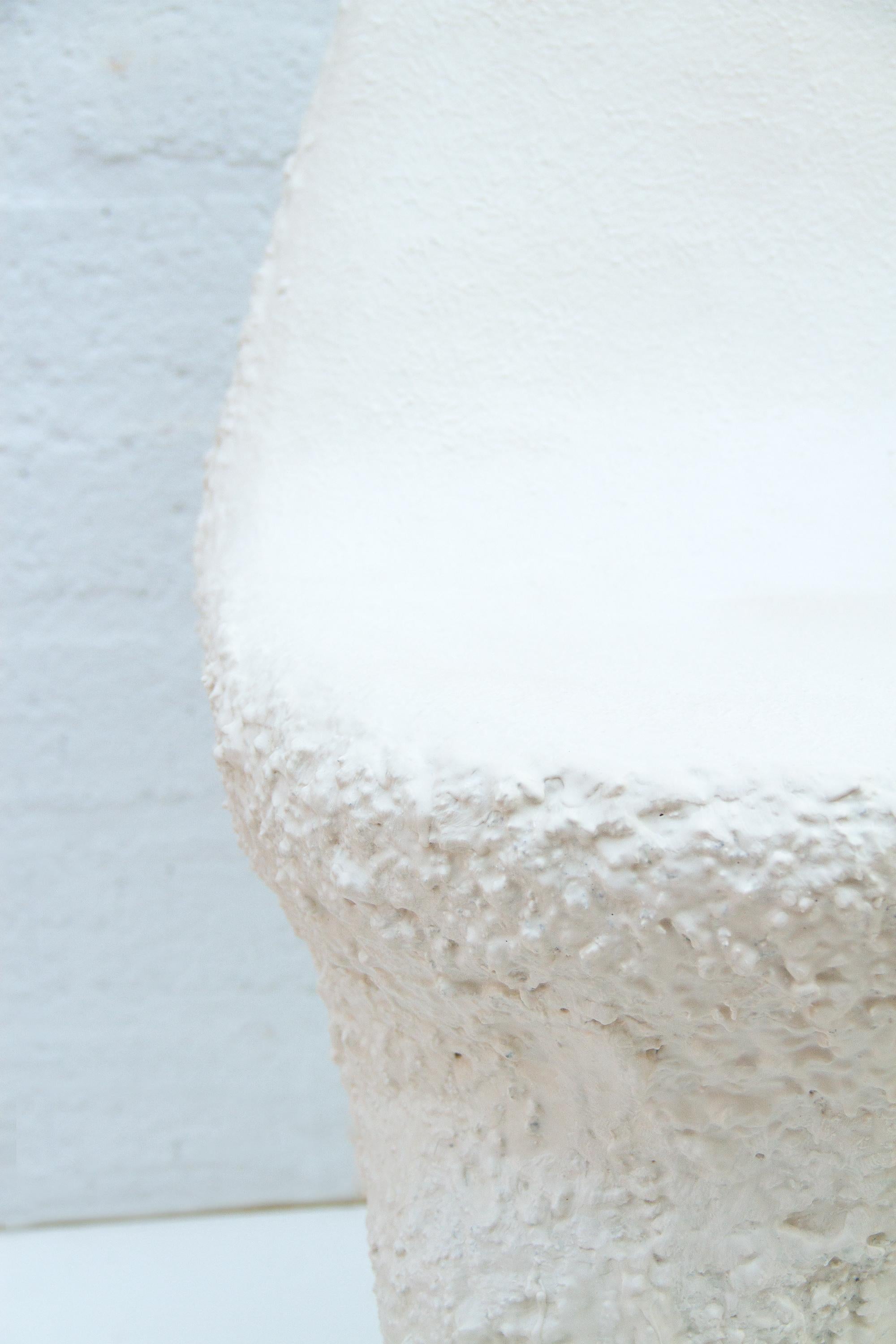 A Chair for Ursula, Off-White Sculptural Dining Chair, Zeitgenössische Handarbeit im Angebot 8