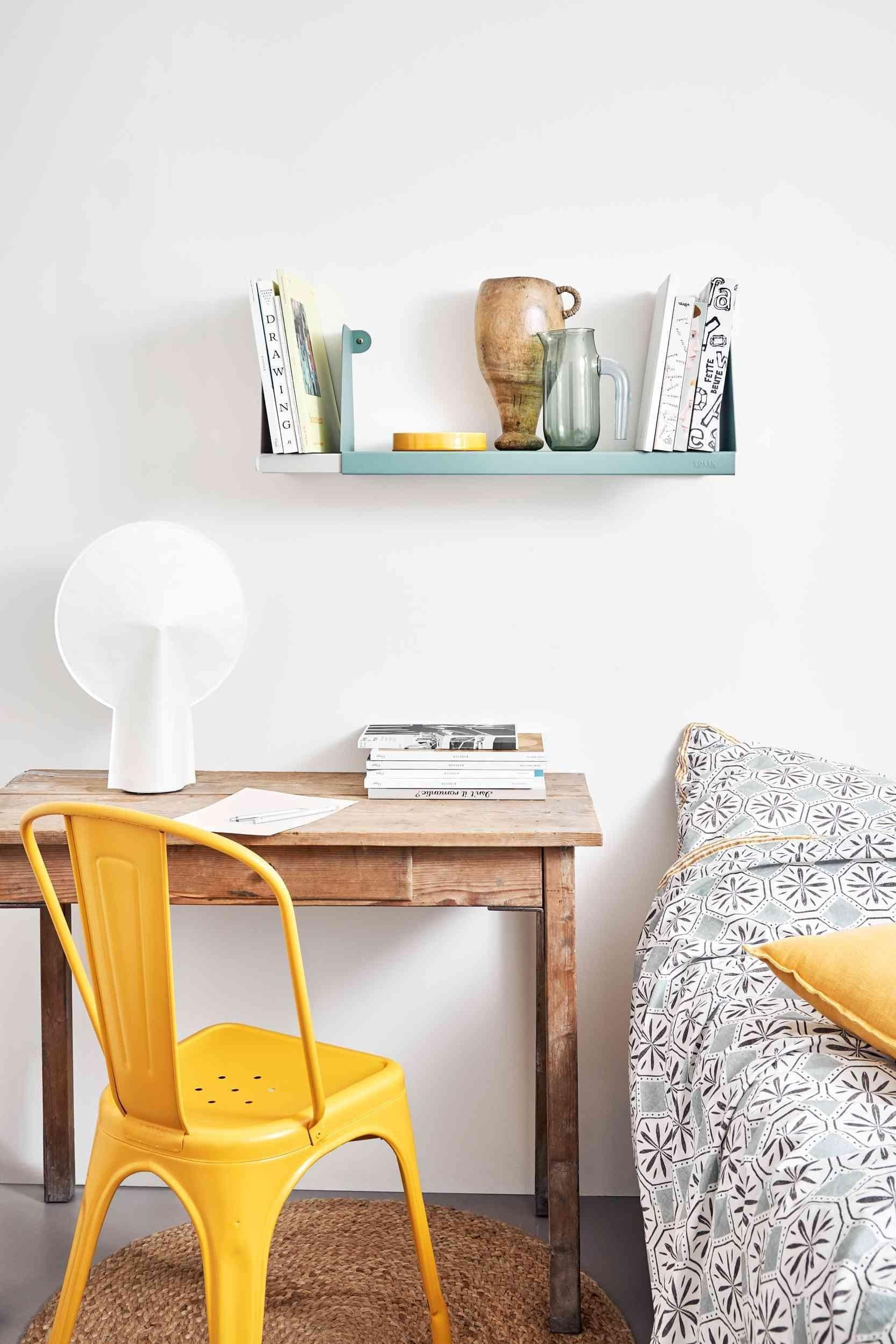 Chaise d'intérieur blanche en blanc par Xavier Pauchard et Tolix, États-Unis Neuf - En vente à Shakopee, MN