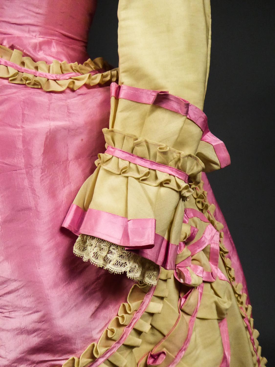 A Challis and Taffeta Bustle Cage Fashion Dress - France circa 1880 3